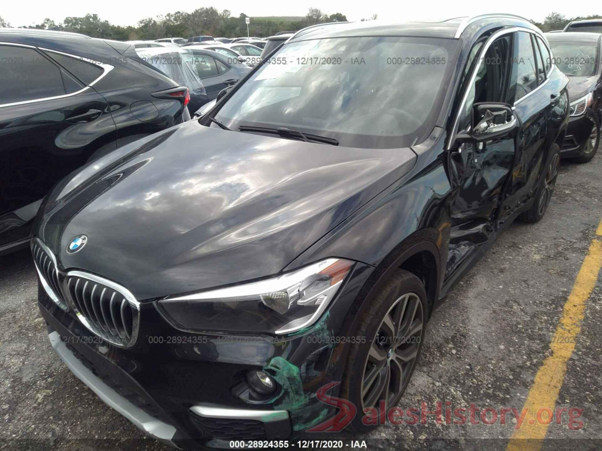 WBXHU7C52K5L11834 2019 BMW X1