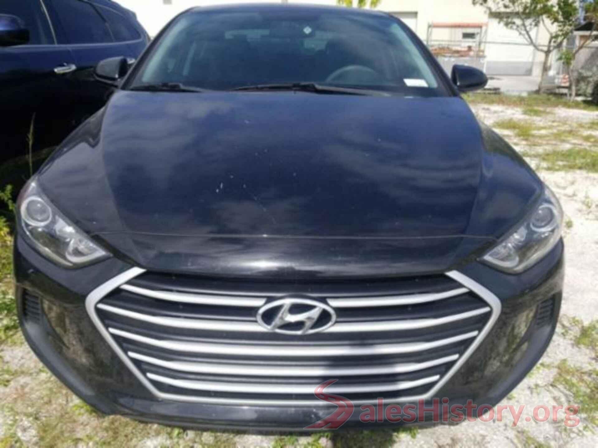 5NPD84LF2JH256839 2018 HYUNDAI ELANTRA