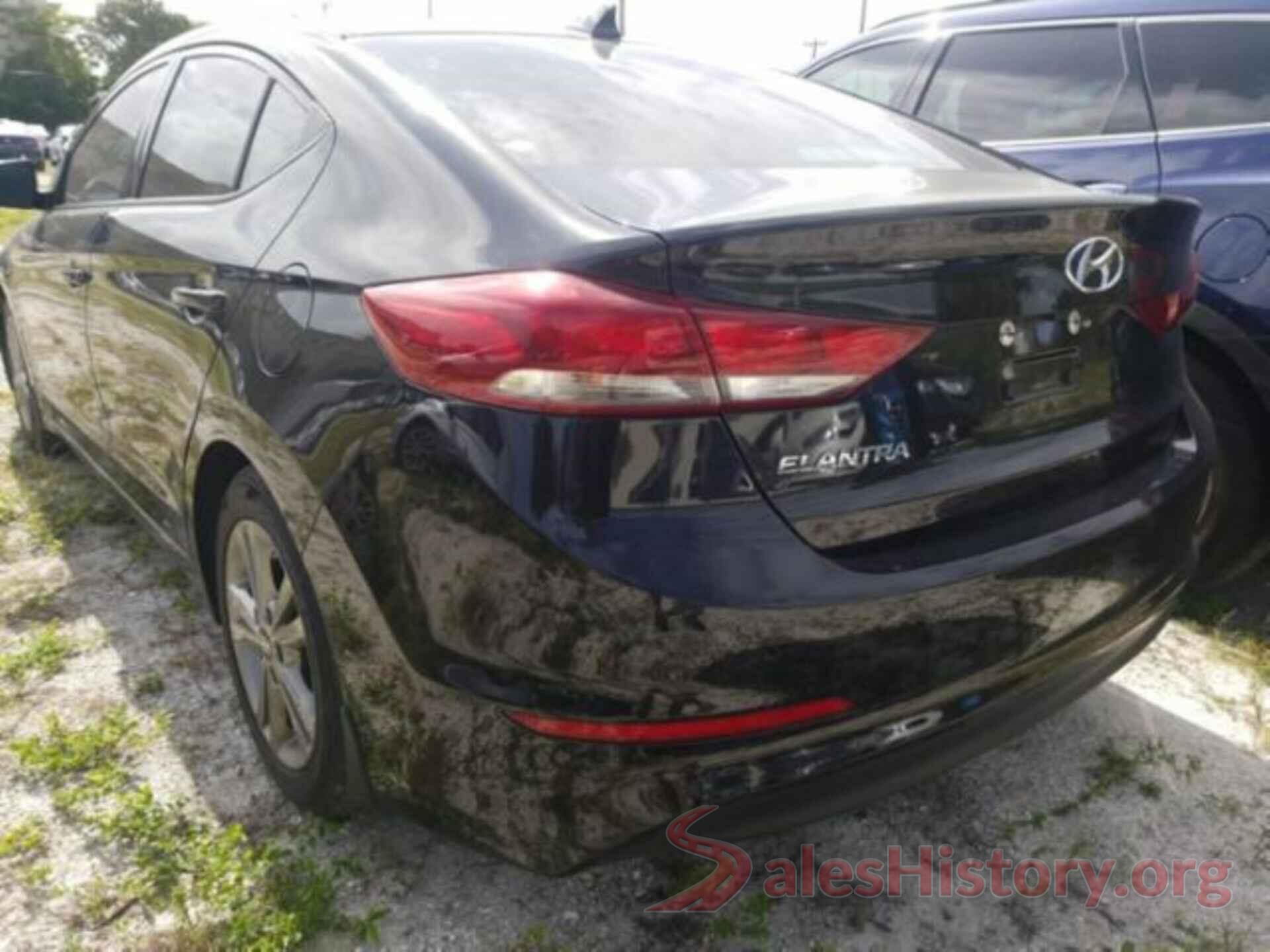 5NPD84LF2JH256839 2018 HYUNDAI ELANTRA