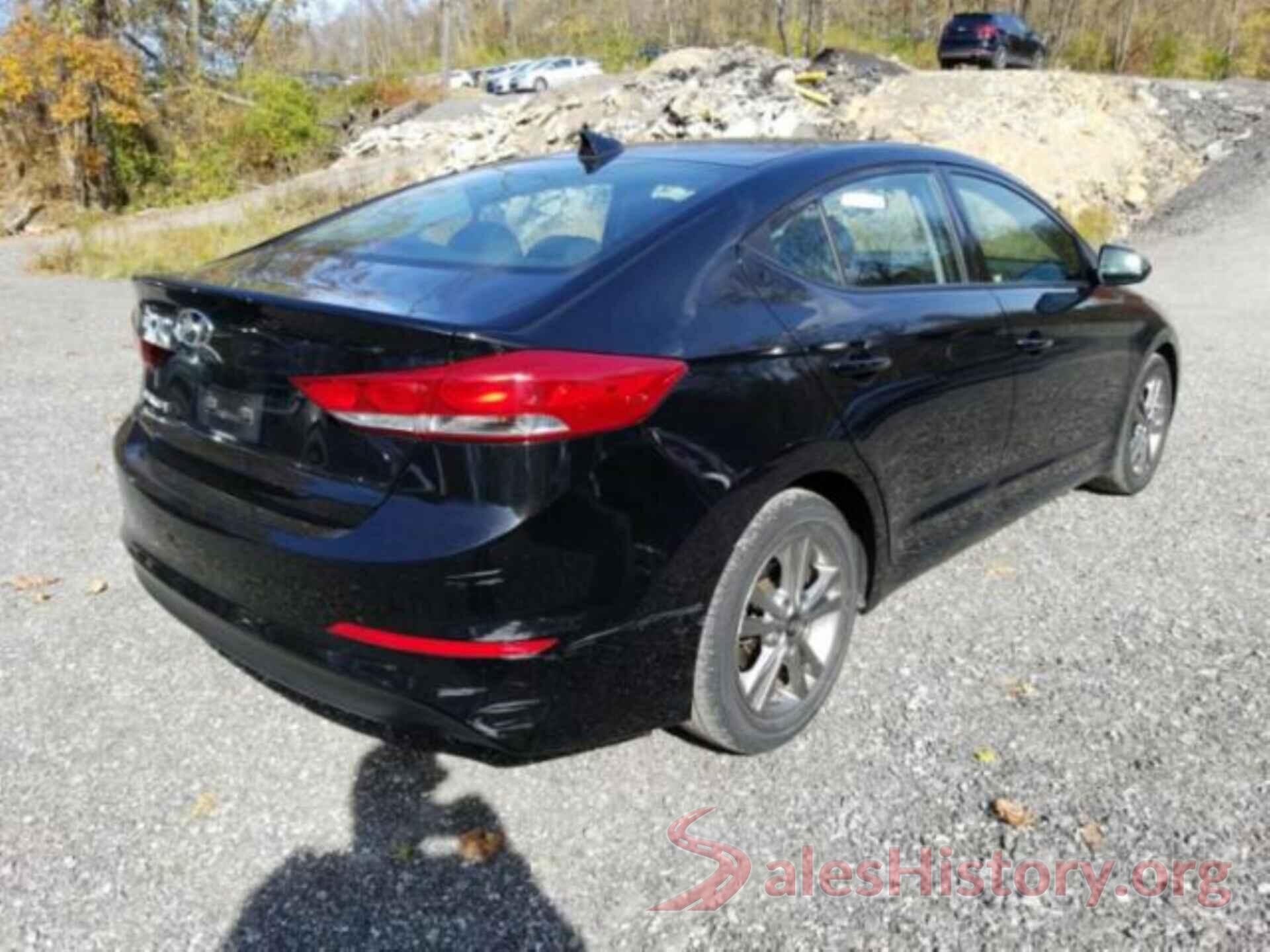 5NPD84LF8JH262581 2018 HYUNDAI ELANTRA