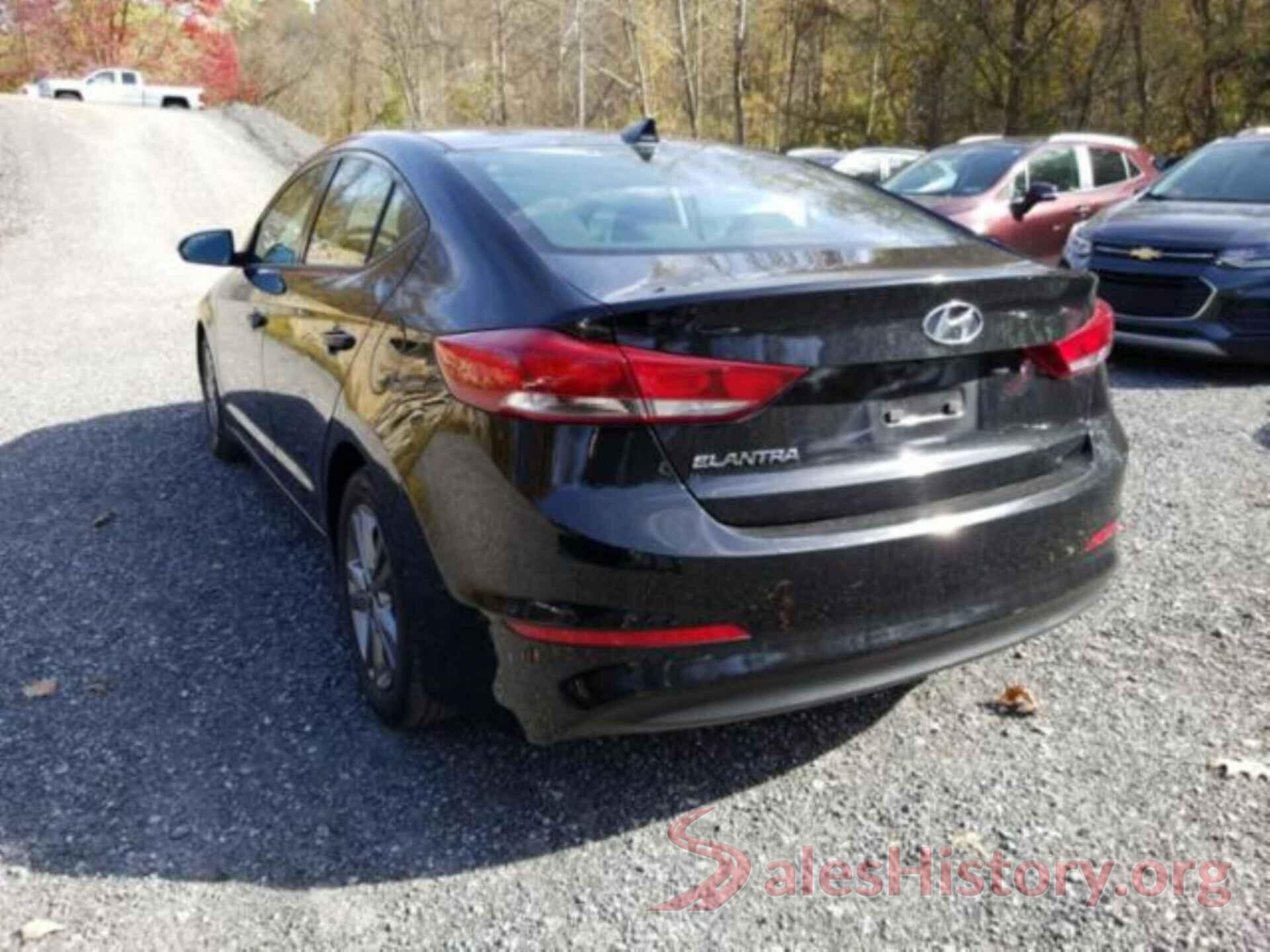 5NPD84LF8JH262581 2018 HYUNDAI ELANTRA