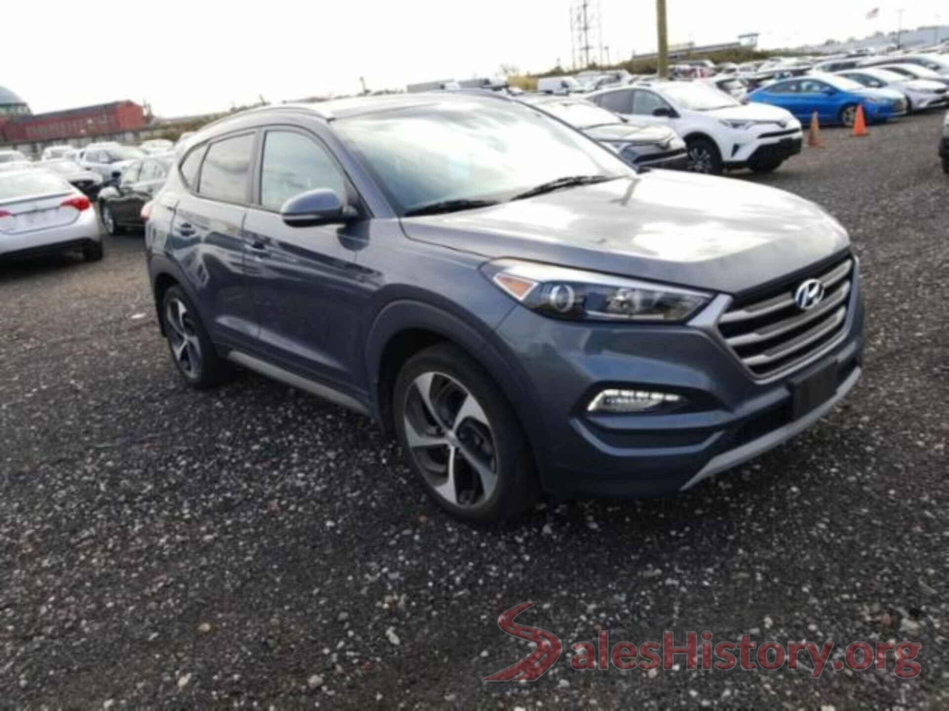 KM8J3CA26HU329928 2017 HYUNDAI TUCSON