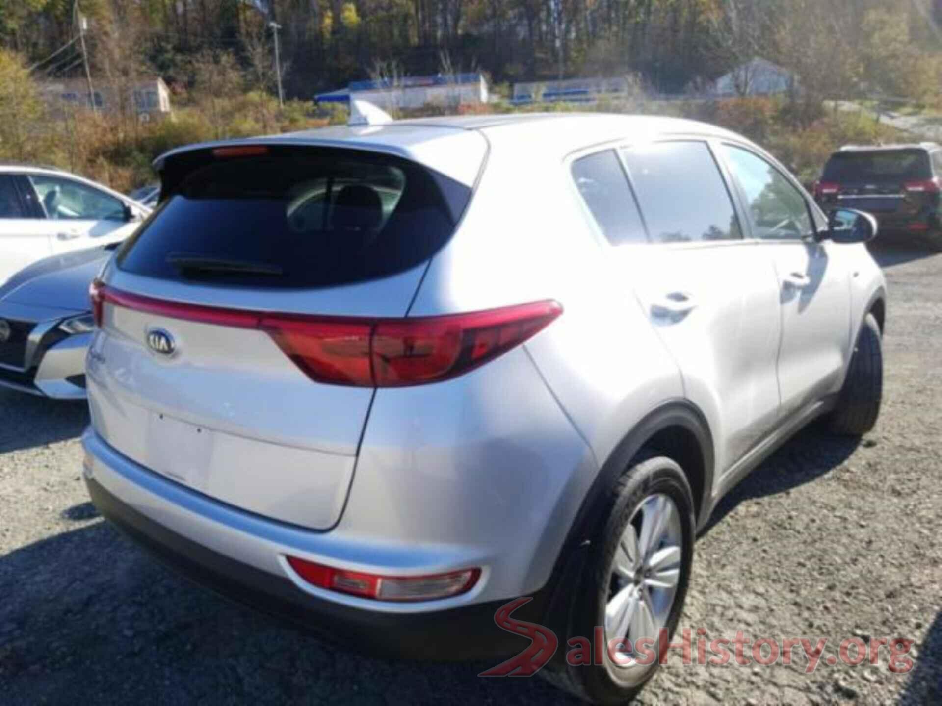 KNDPMCAC9J7398041 2018 KIA SPORTAGE