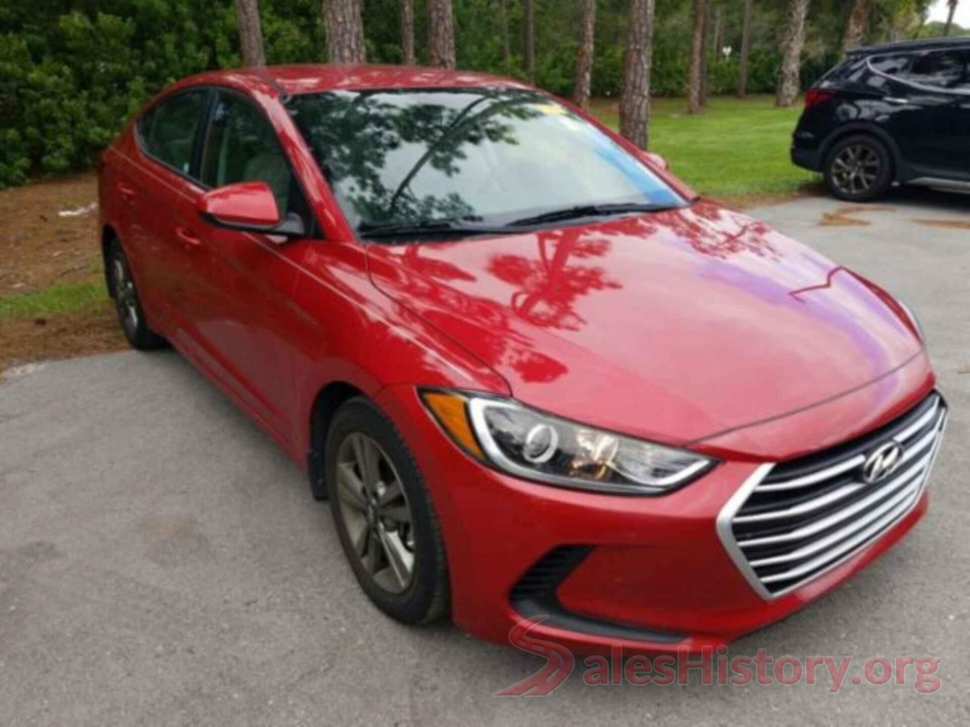 5NPD84LFXJH221692 2018 HYUNDAI ELANTRA