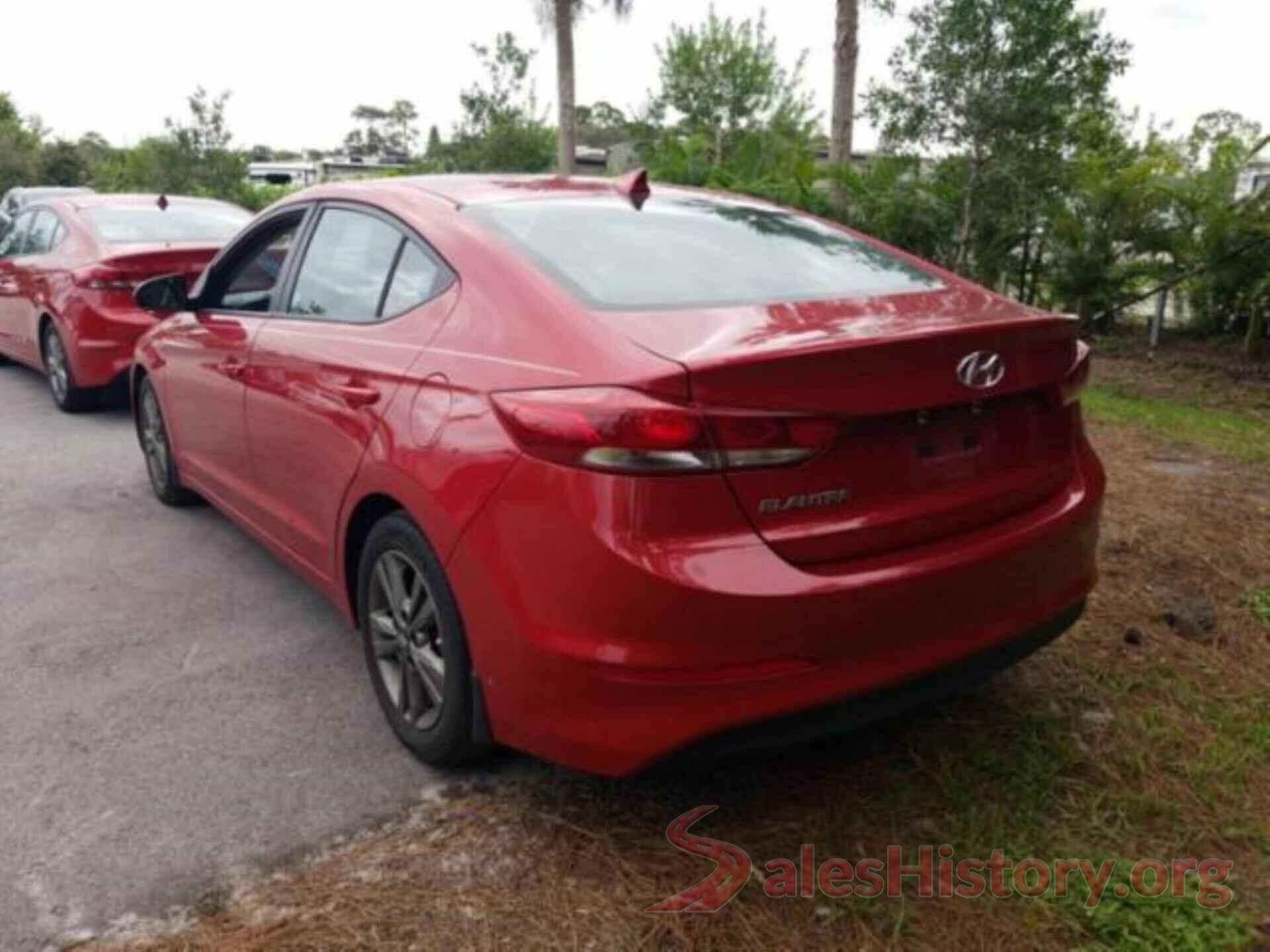 5NPD84LFXJH221692 2018 HYUNDAI ELANTRA