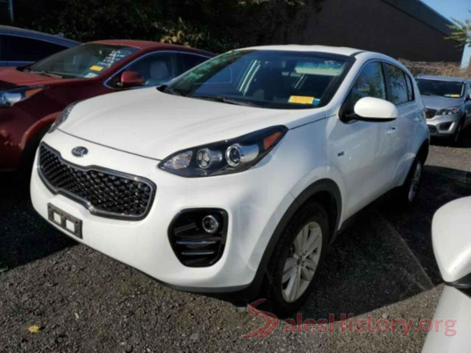 KNDPMCAC1J7398499 2018 KIA SPORTAGE