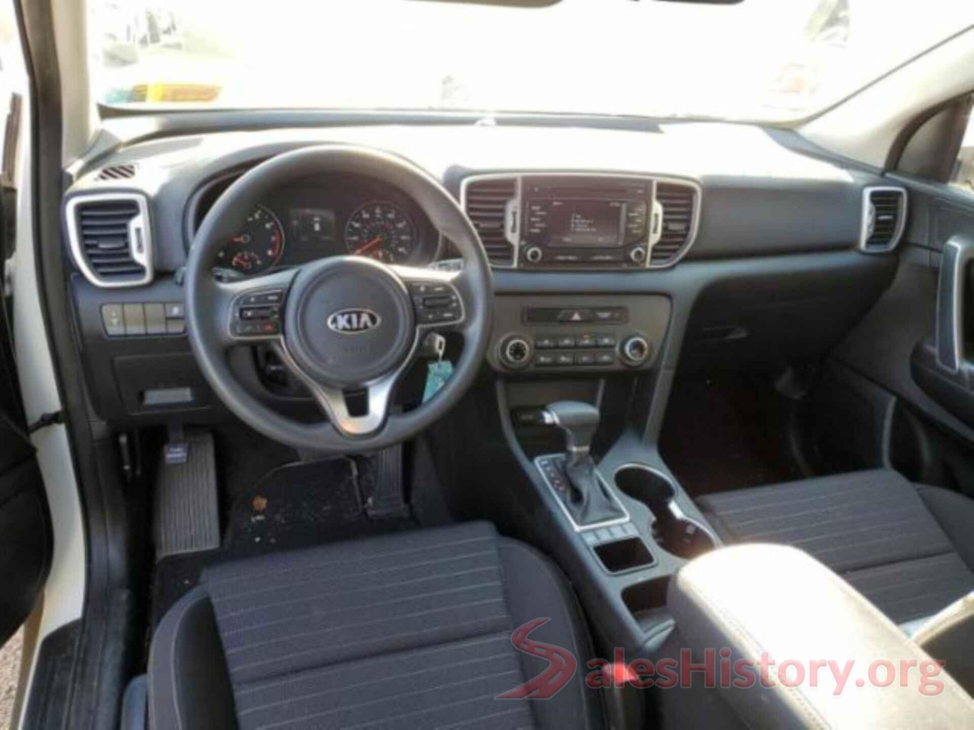 KNDPMCAC1J7398499 2018 KIA SPORTAGE