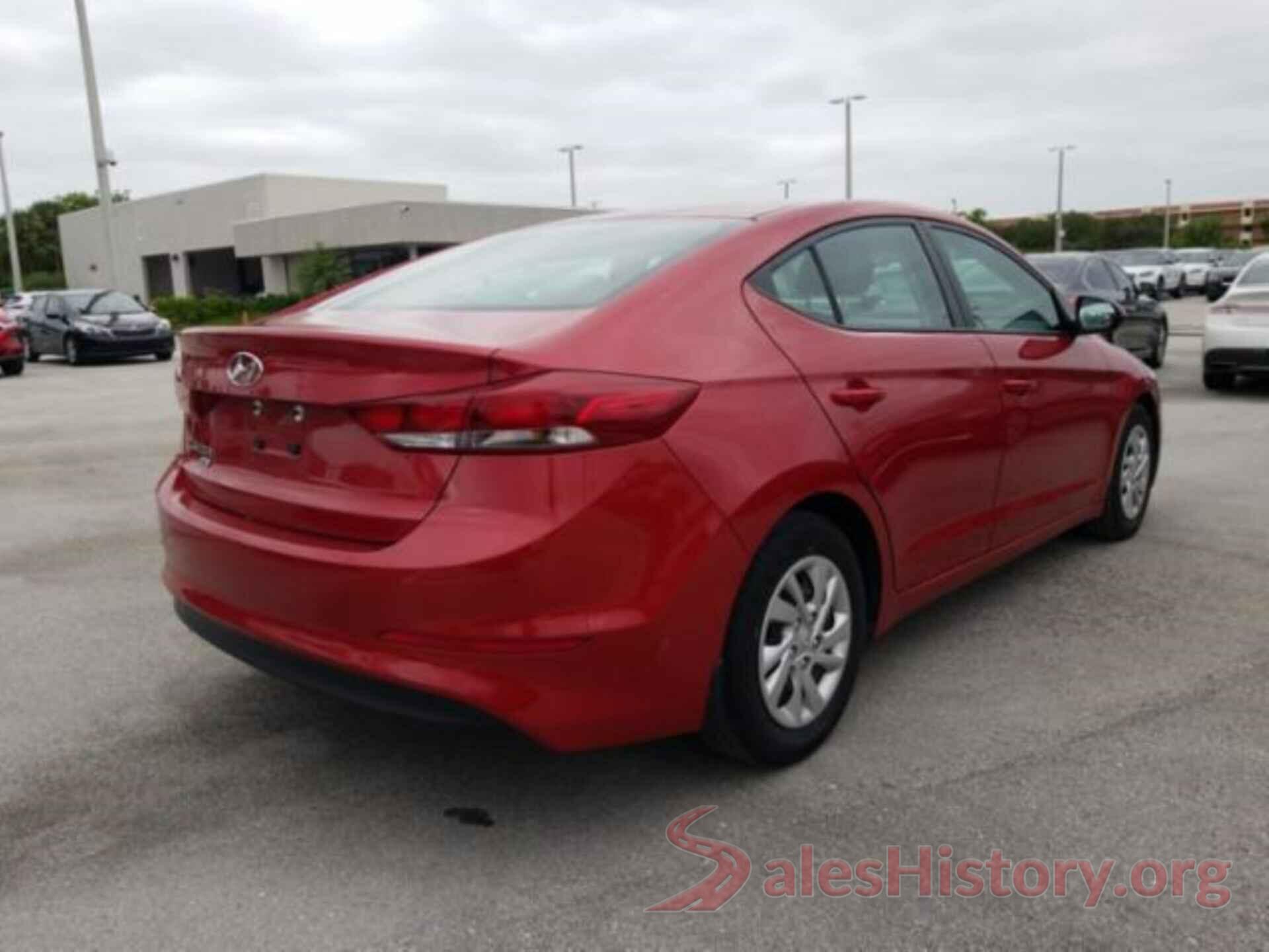 5NPD74LF0JH226676 2018 HYUNDAI ELANTRA