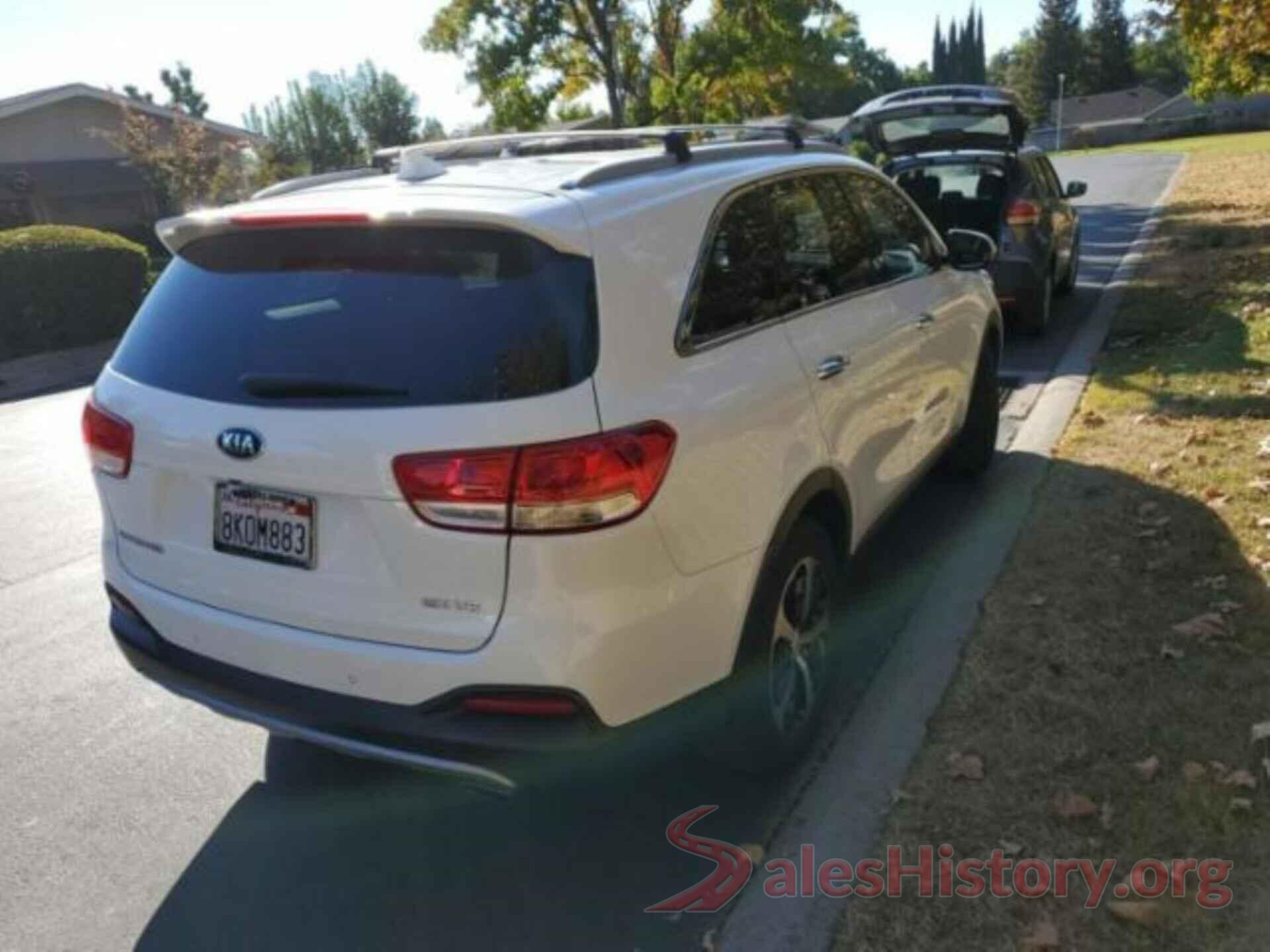 5XYPHDA57JG364579 2018 KIA SORENTO