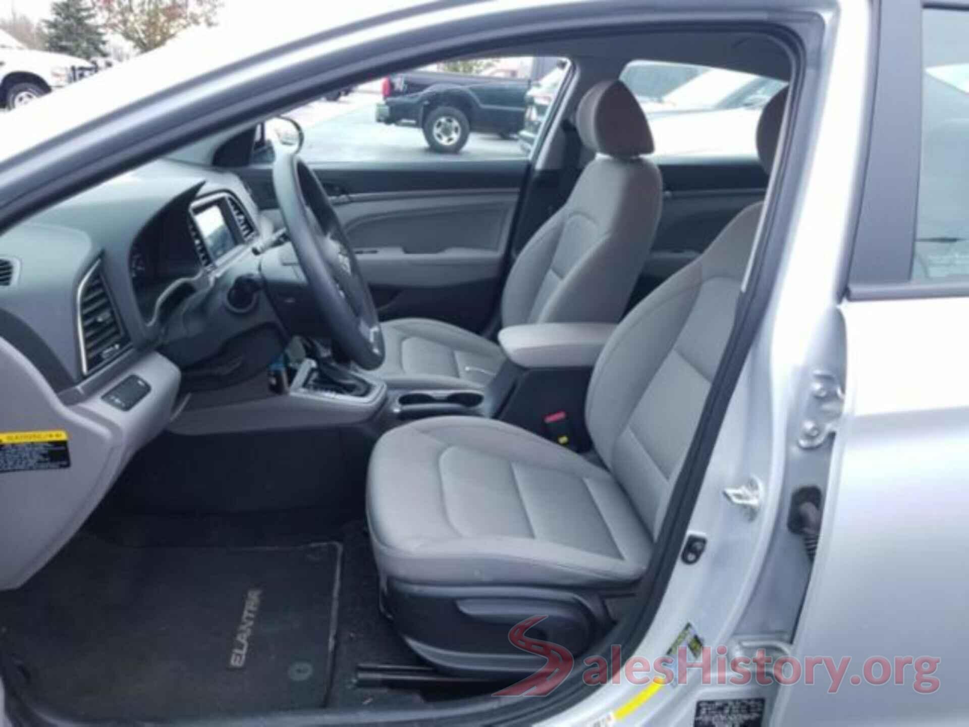 KMHD84LF0HU388798 2017 HYUNDAI ELANTRA