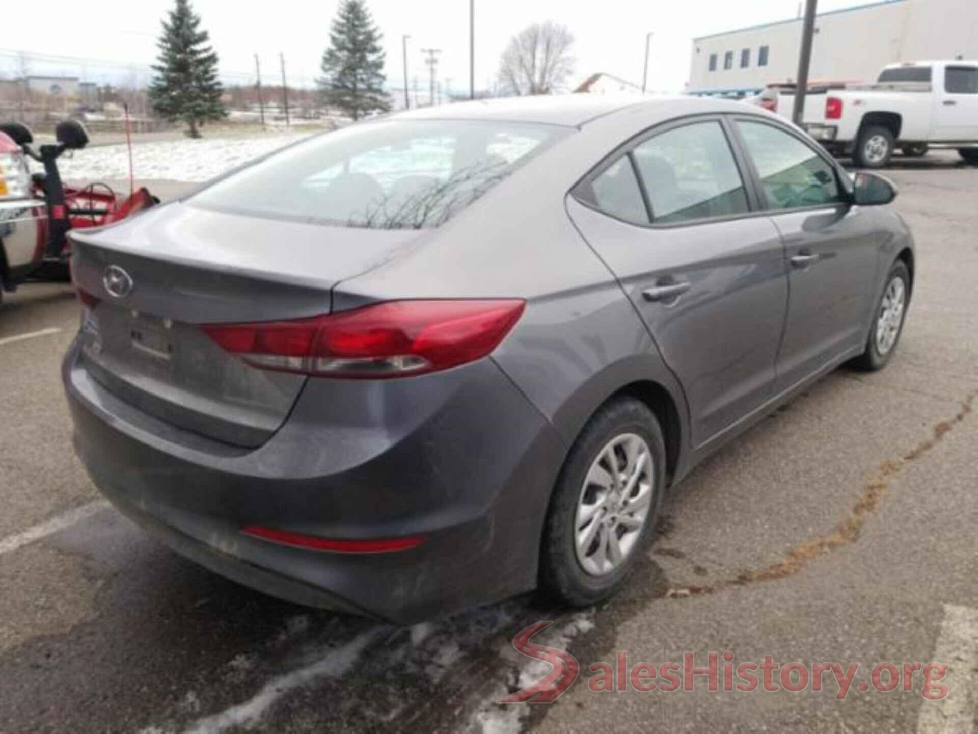 5NPD74LF8JH254015 2018 HYUNDAI ELANTRA