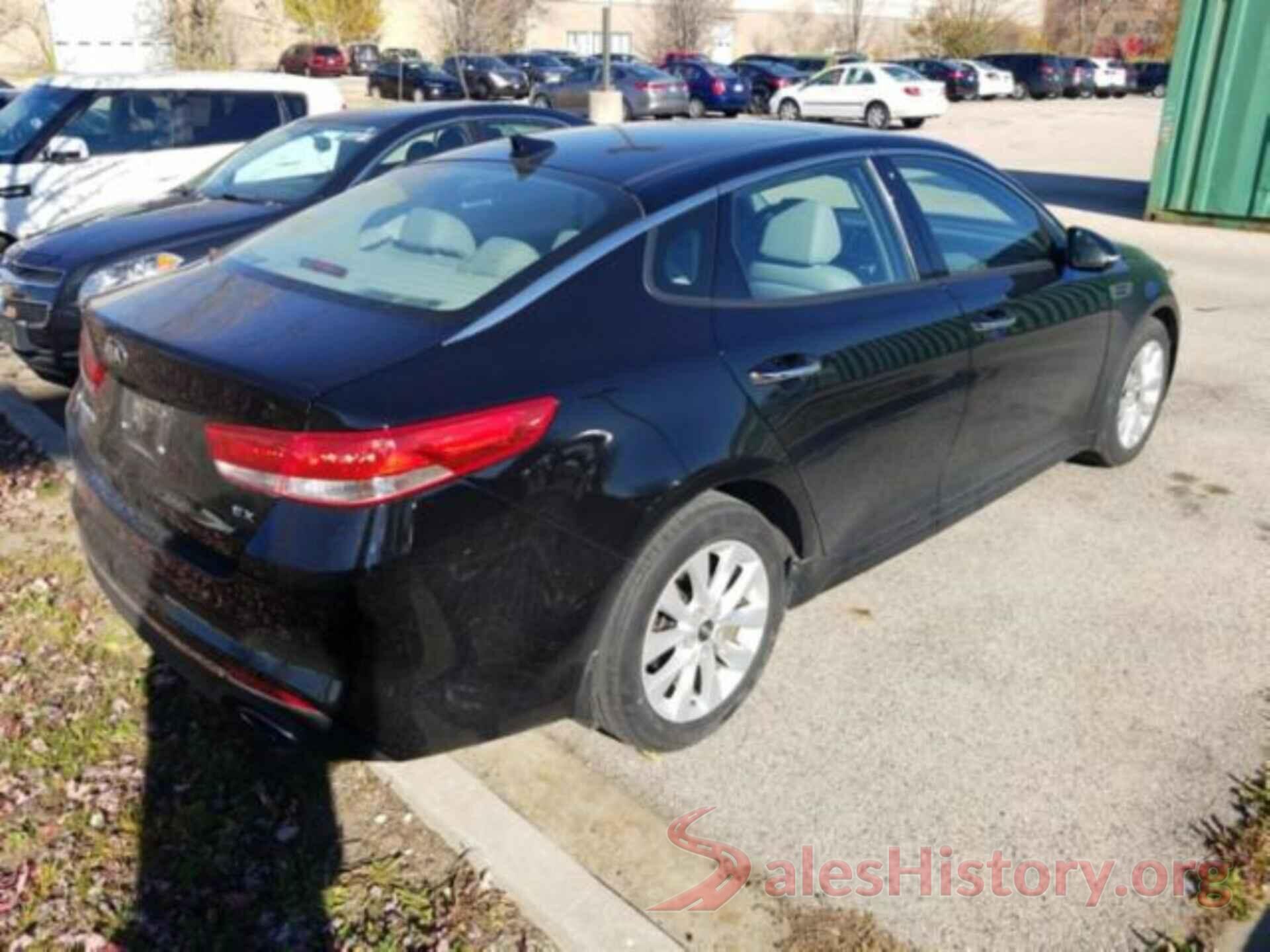 5XXGU4L33HG143650 2017 KIA OPTIMA