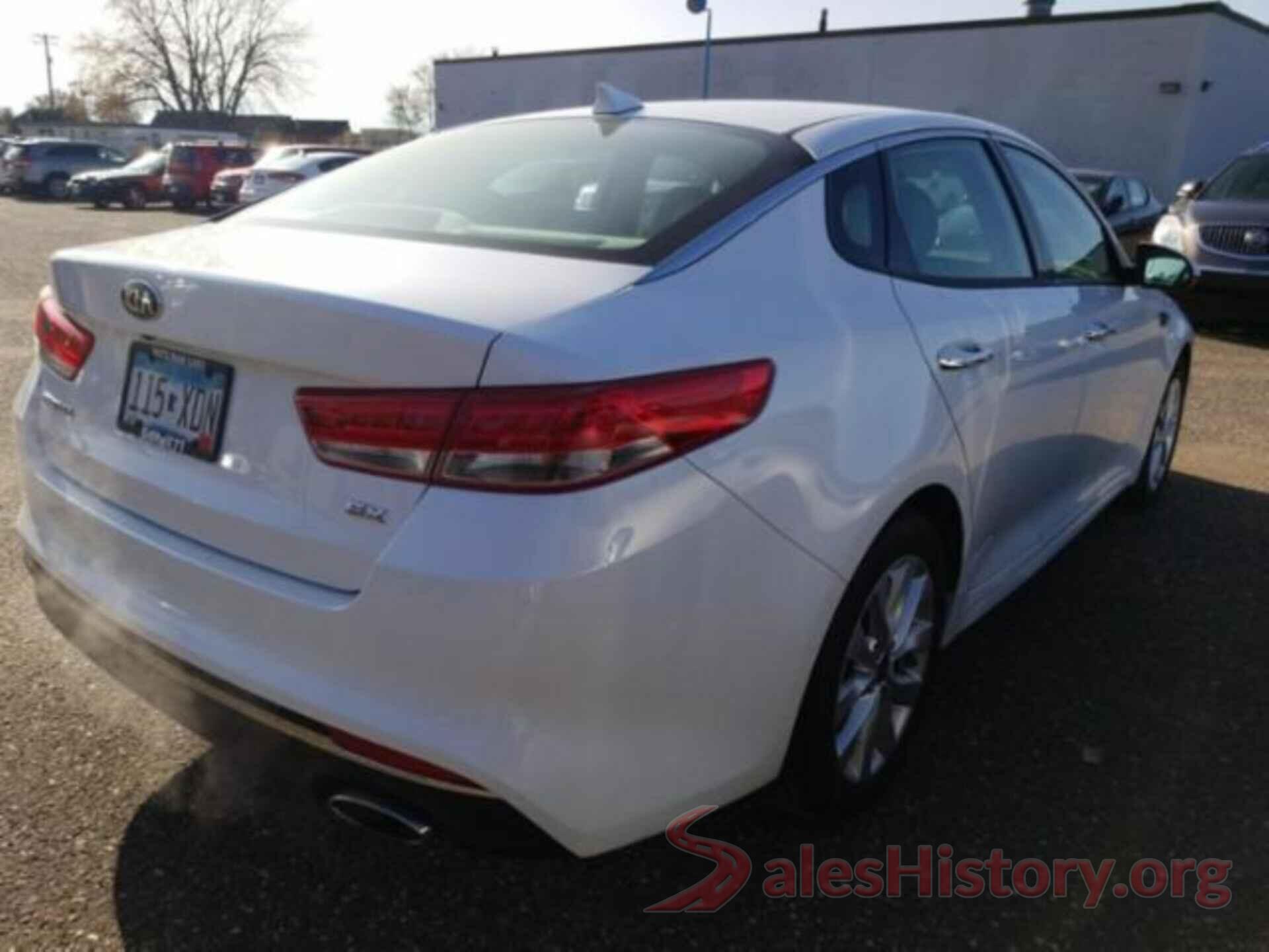 5XXGU4L30HG157795 2017 KIA OPTIMA