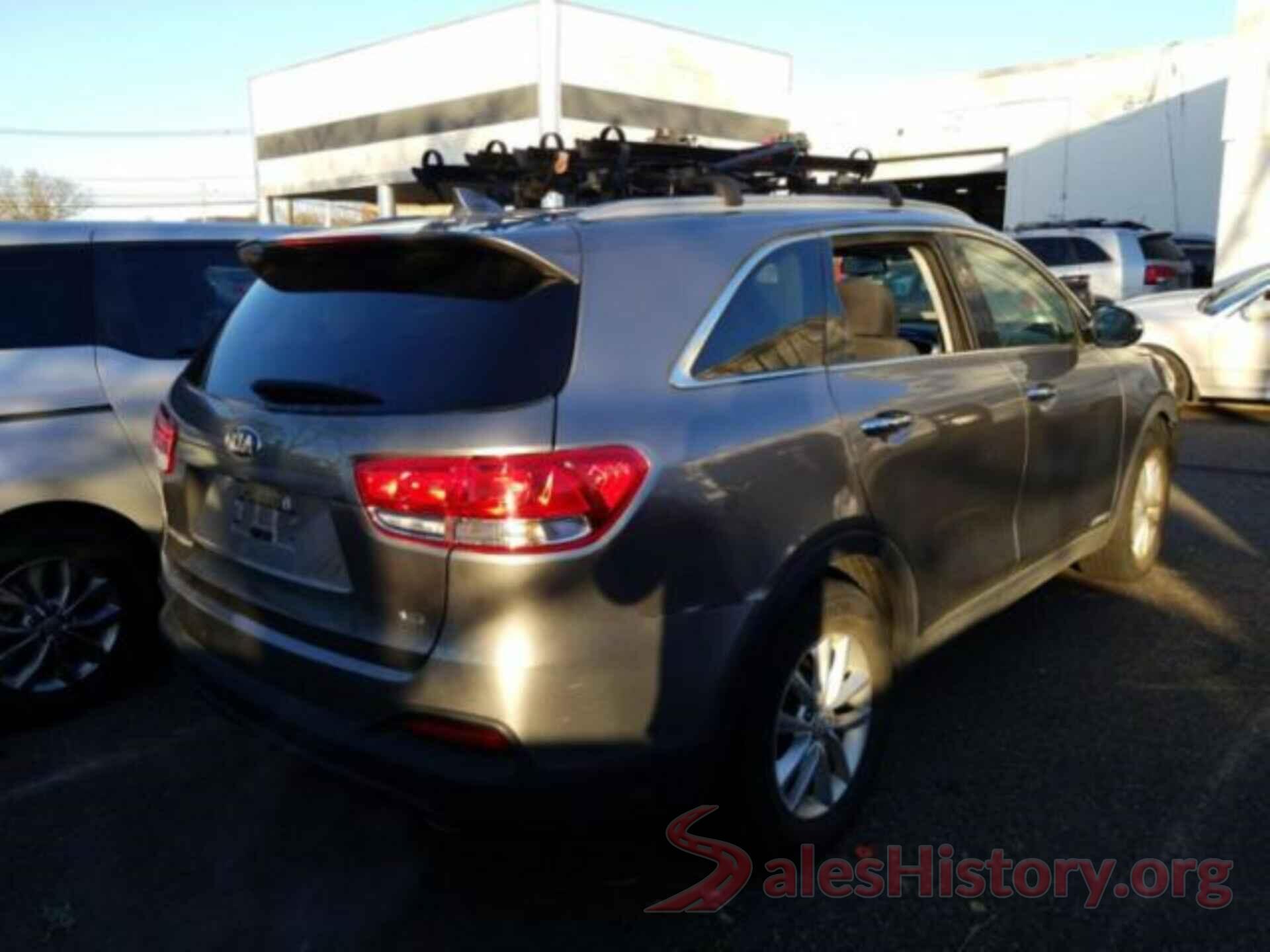 5XYPGDA52HG336993 2017 KIA SORENTO