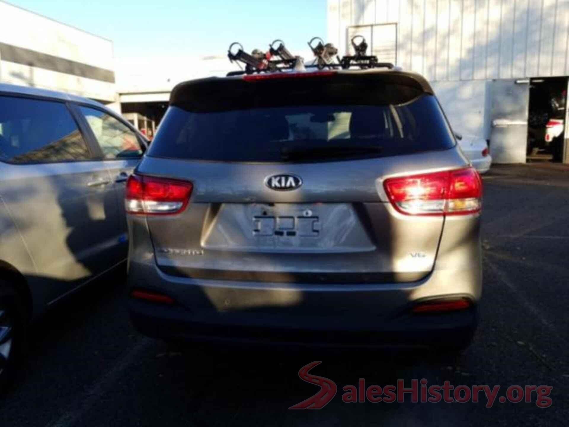 5XYPGDA52HG336993 2017 KIA SORENTO