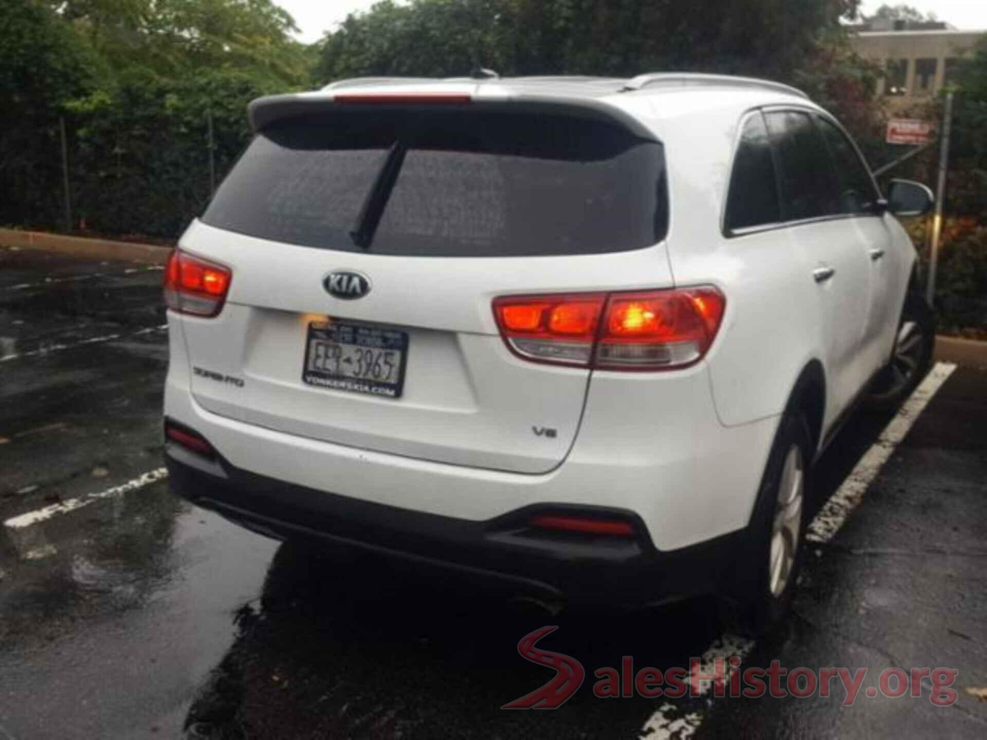 5XYPGDA58HG222741 2017 KIA SORENTO