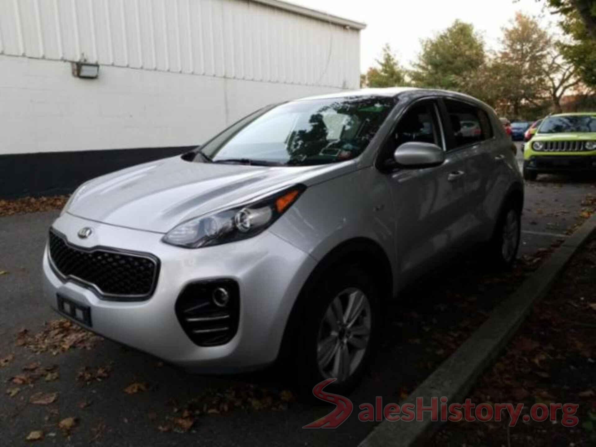 KNDPMCAC9J7368490 2018 KIA SPORTAGE