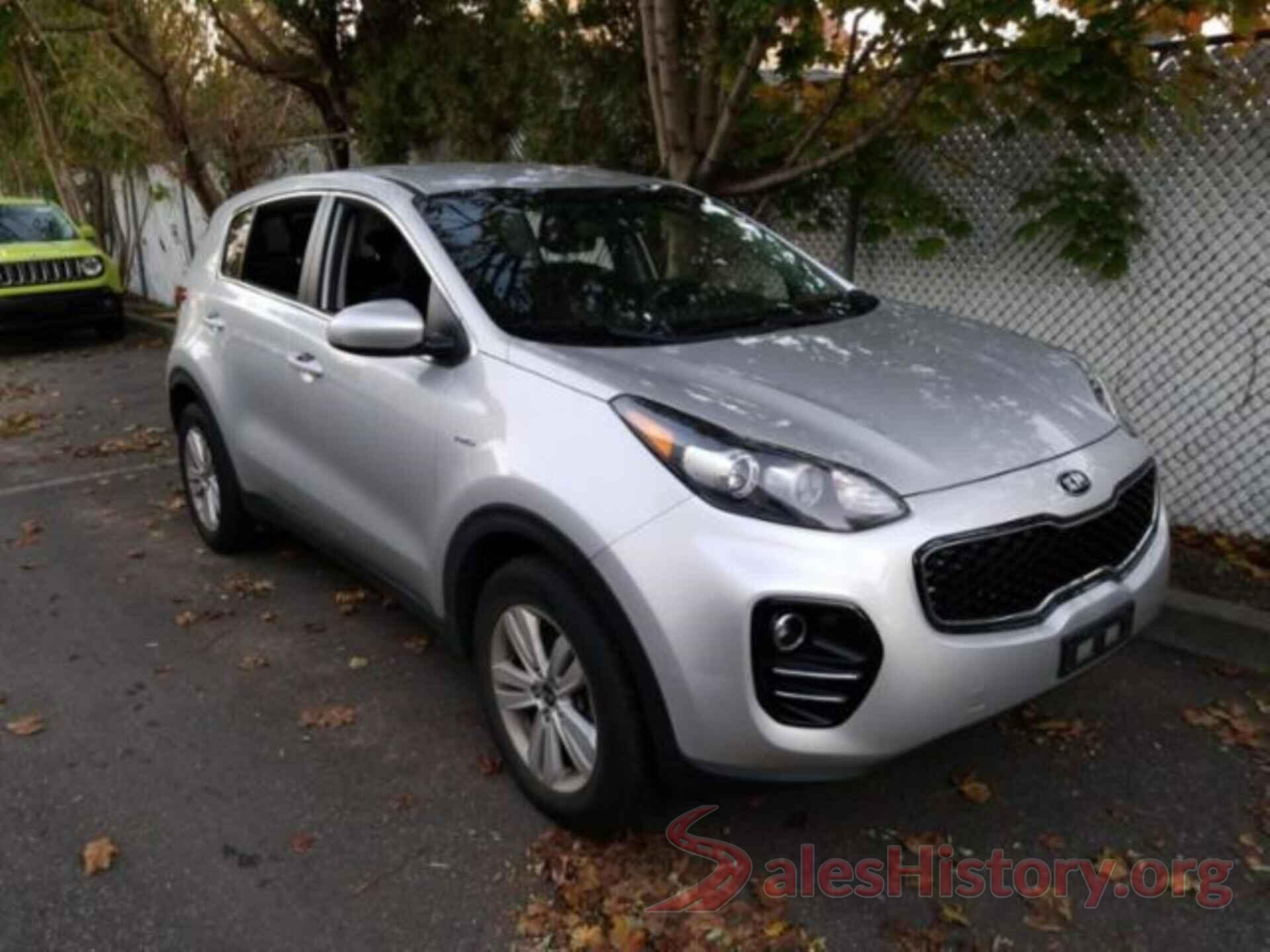 KNDPMCAC9J7368490 2018 KIA SPORTAGE