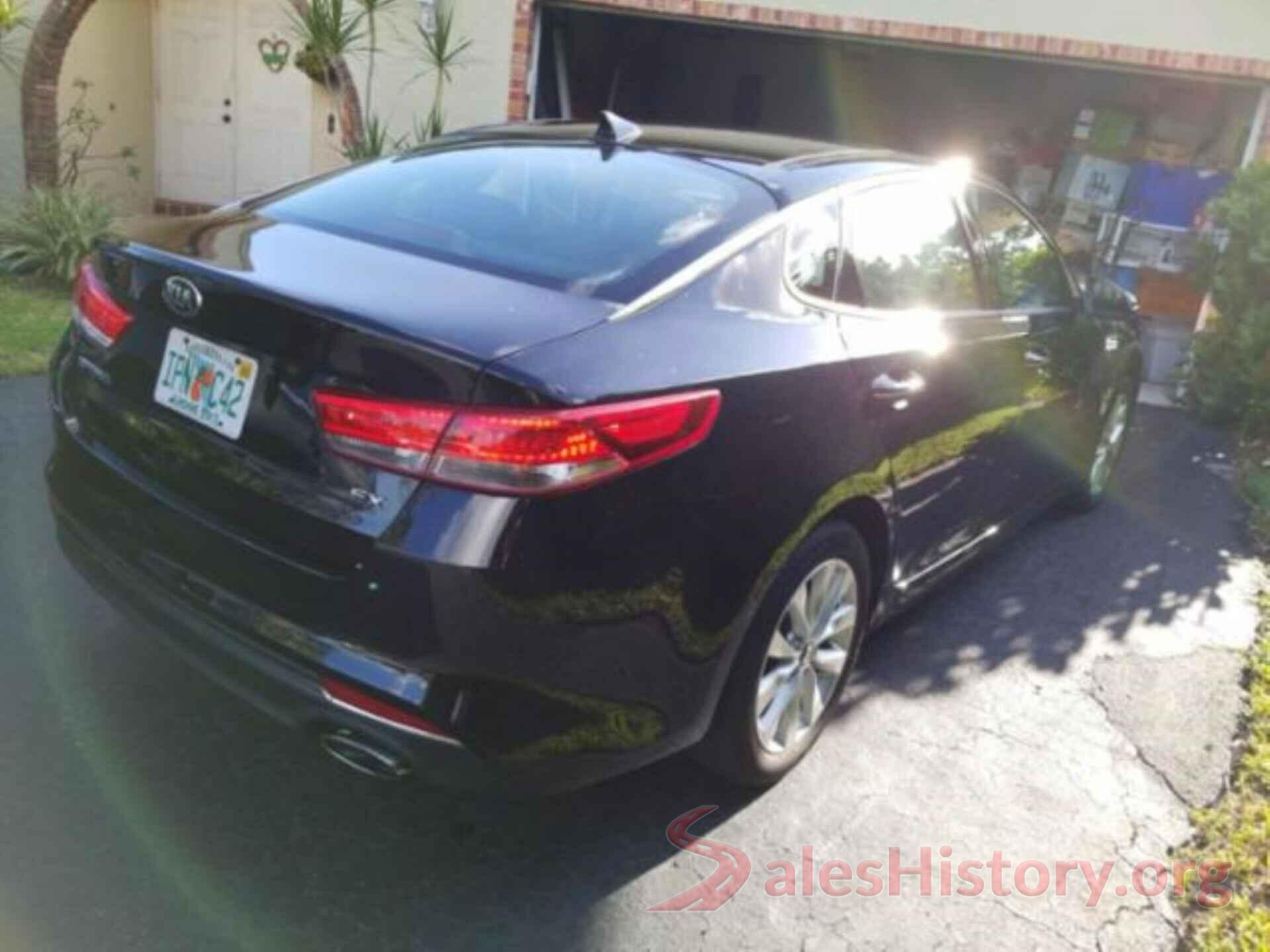 5XXGU4L37JG198740 2018 KIA OPTIMA