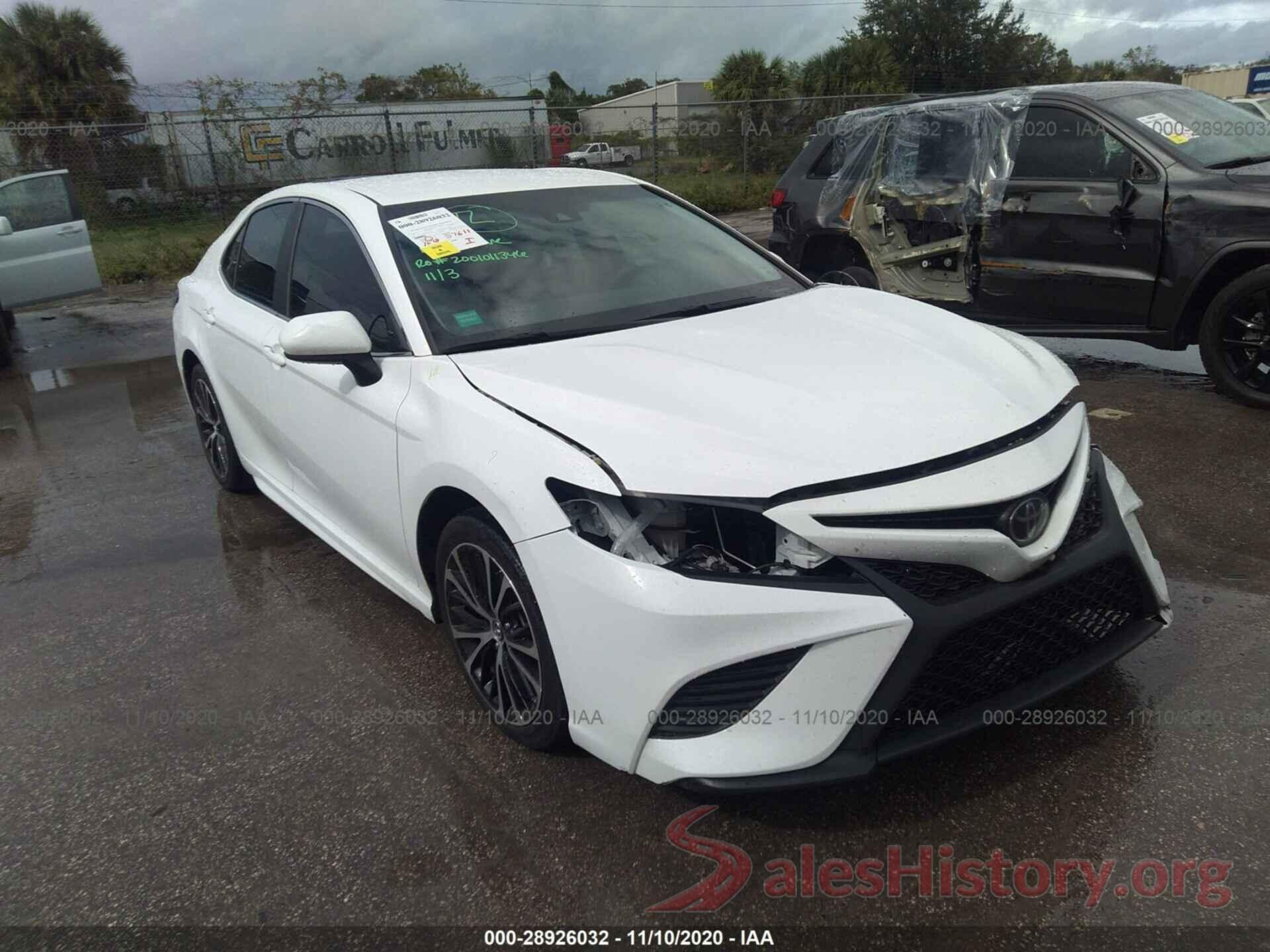 4T1B11HK6JU143736 2018 TOYOTA CAMRY