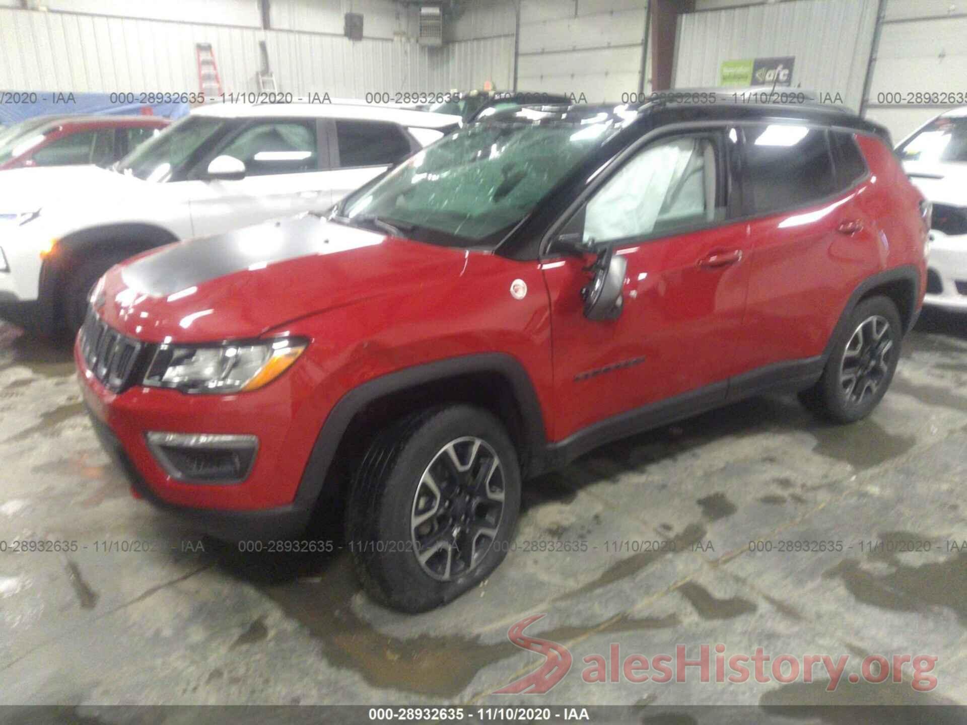 3C4NJDDB3JT499791 2018 JEEP COMPASS