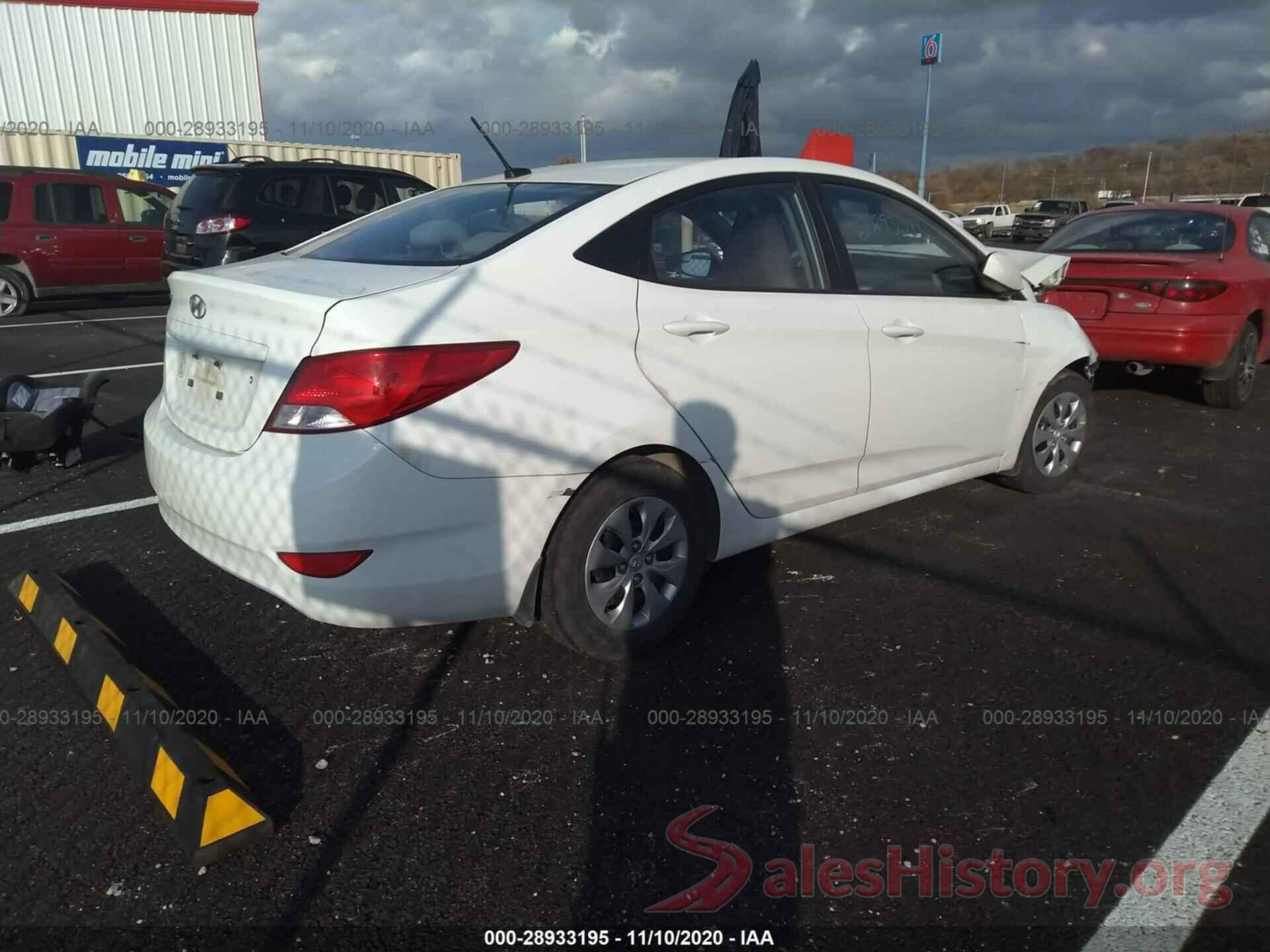 KMHCT4AE9GU044924 2016 HYUNDAI ACCENT