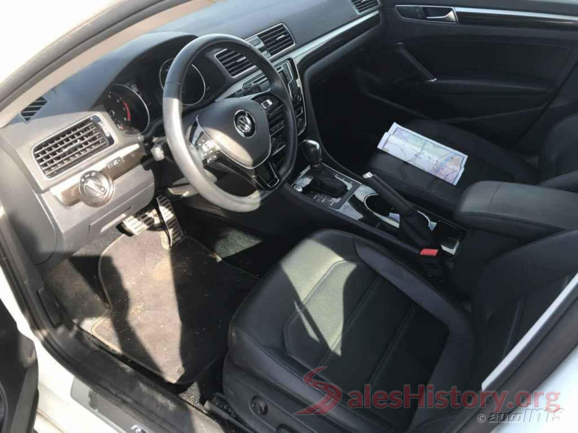 1VWMA7A35KC001093 2019 VOLKSWAGEN PASSAT