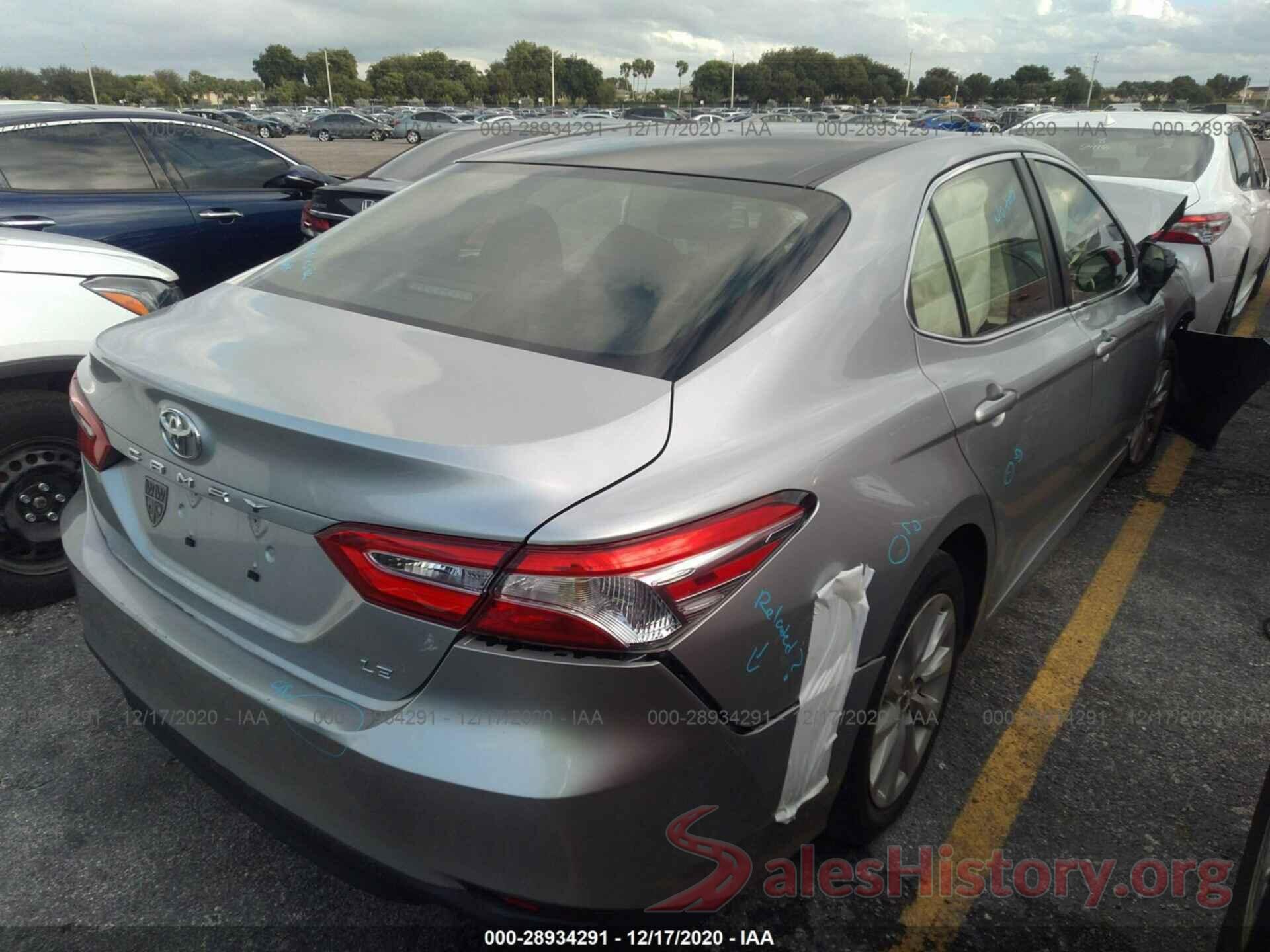 JTNB11HK1J3022618 2018 TOYOTA CAMRY