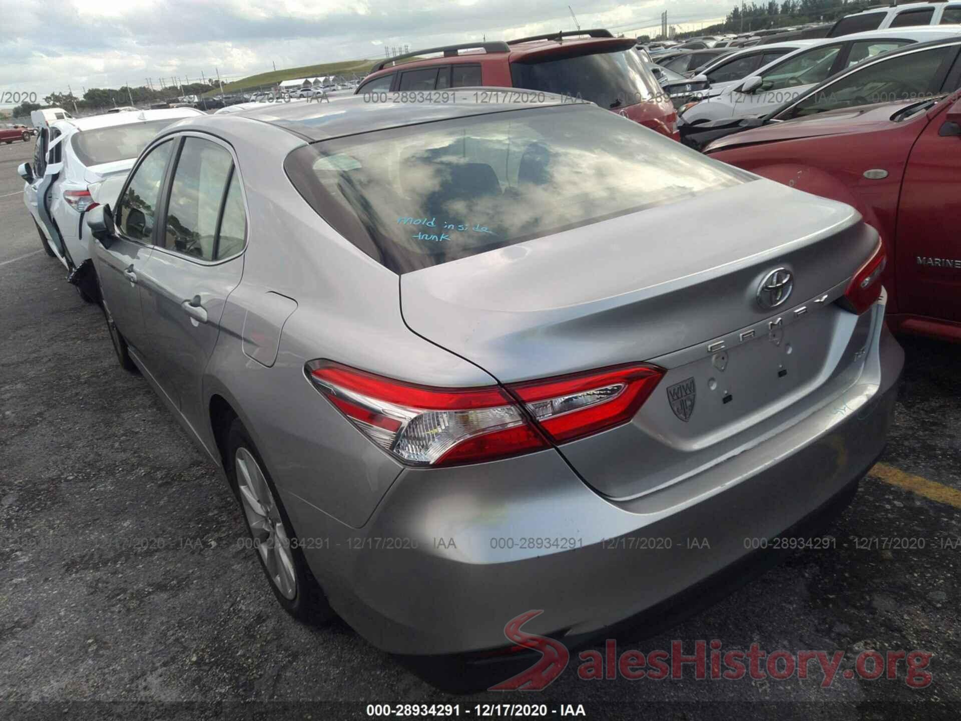 JTNB11HK1J3022618 2018 TOYOTA CAMRY