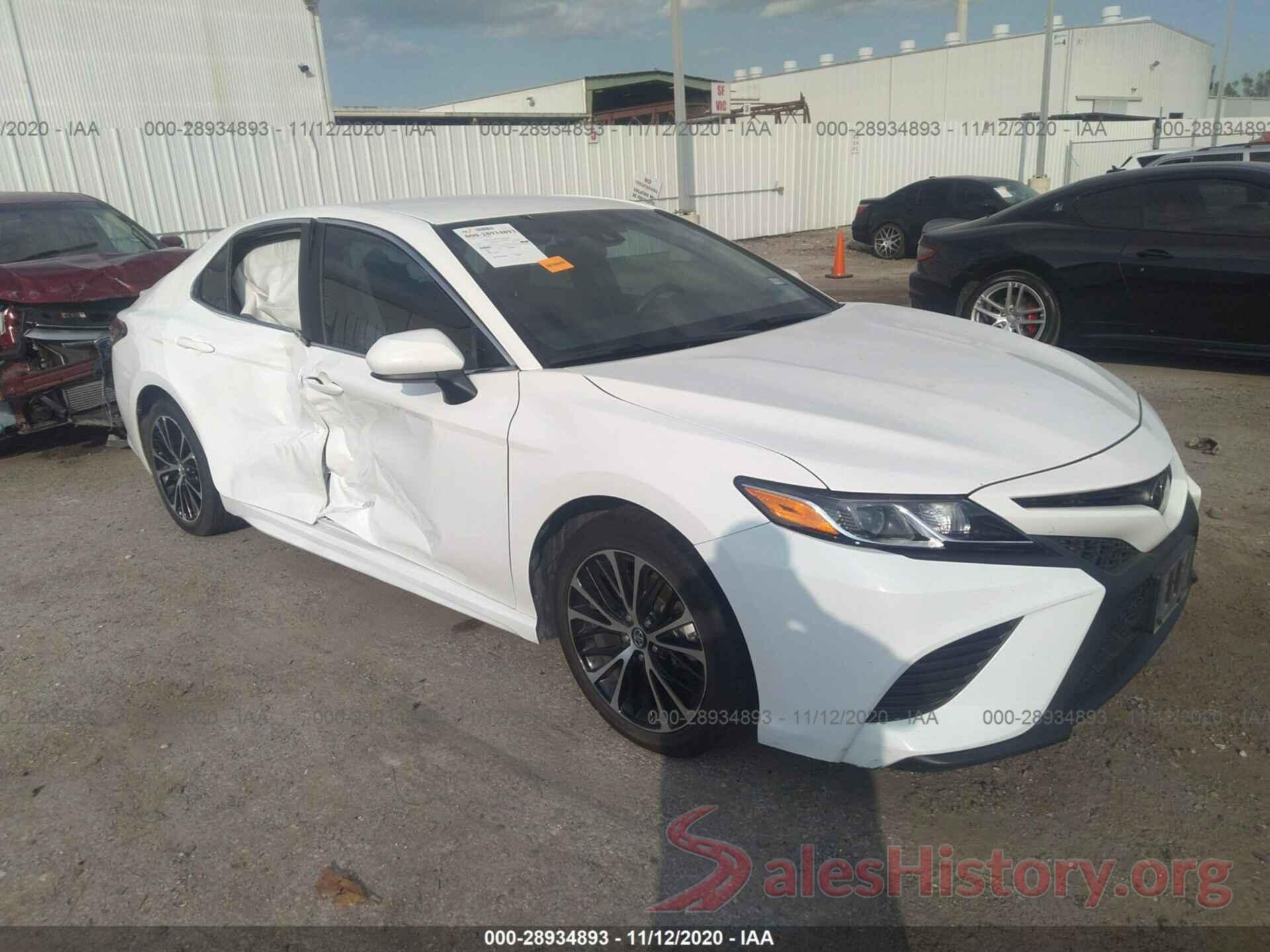 4T1B11HK4JU665720 2018 TOYOTA CAMRY