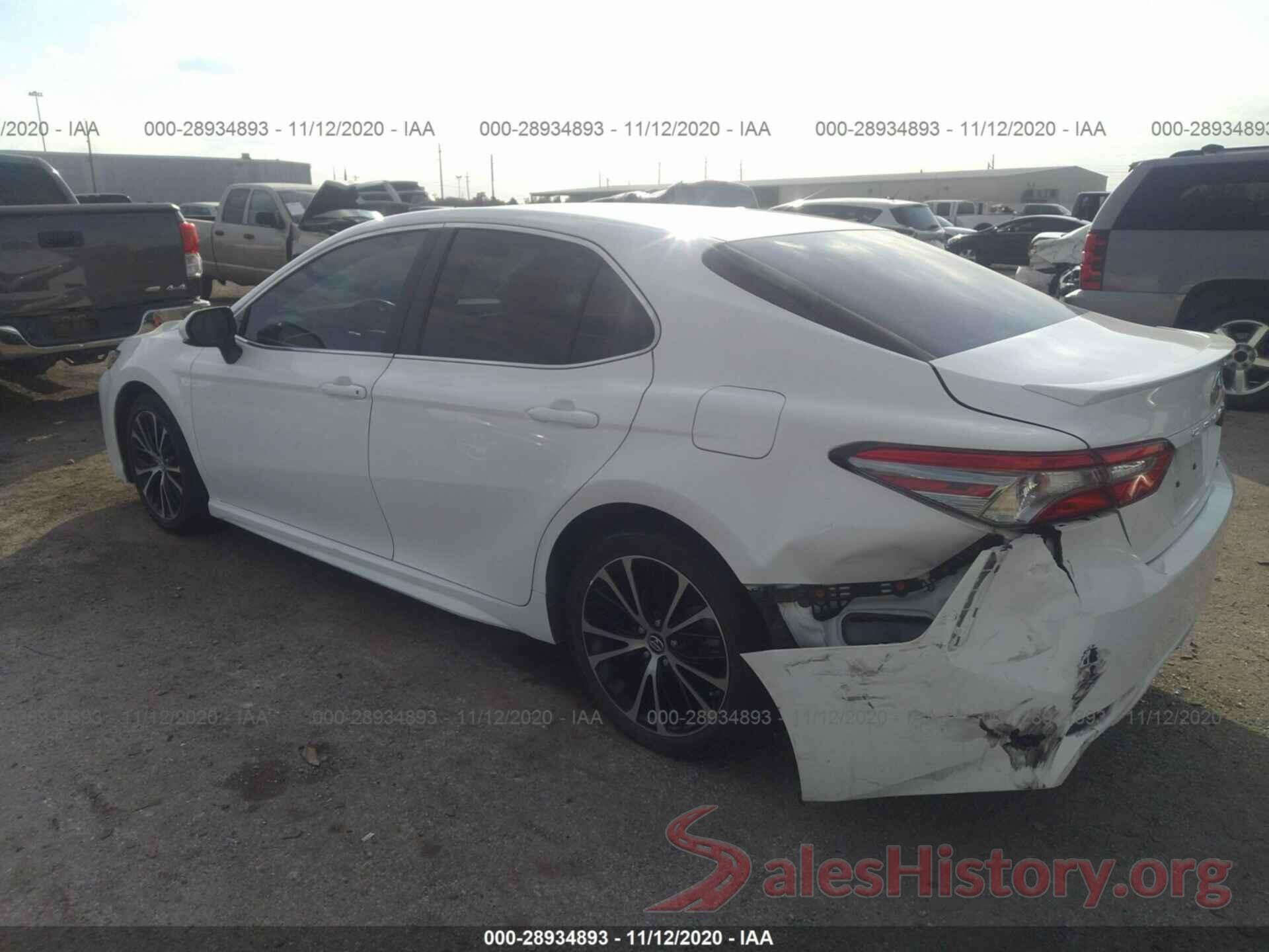 4T1B11HK4JU665720 2018 TOYOTA CAMRY