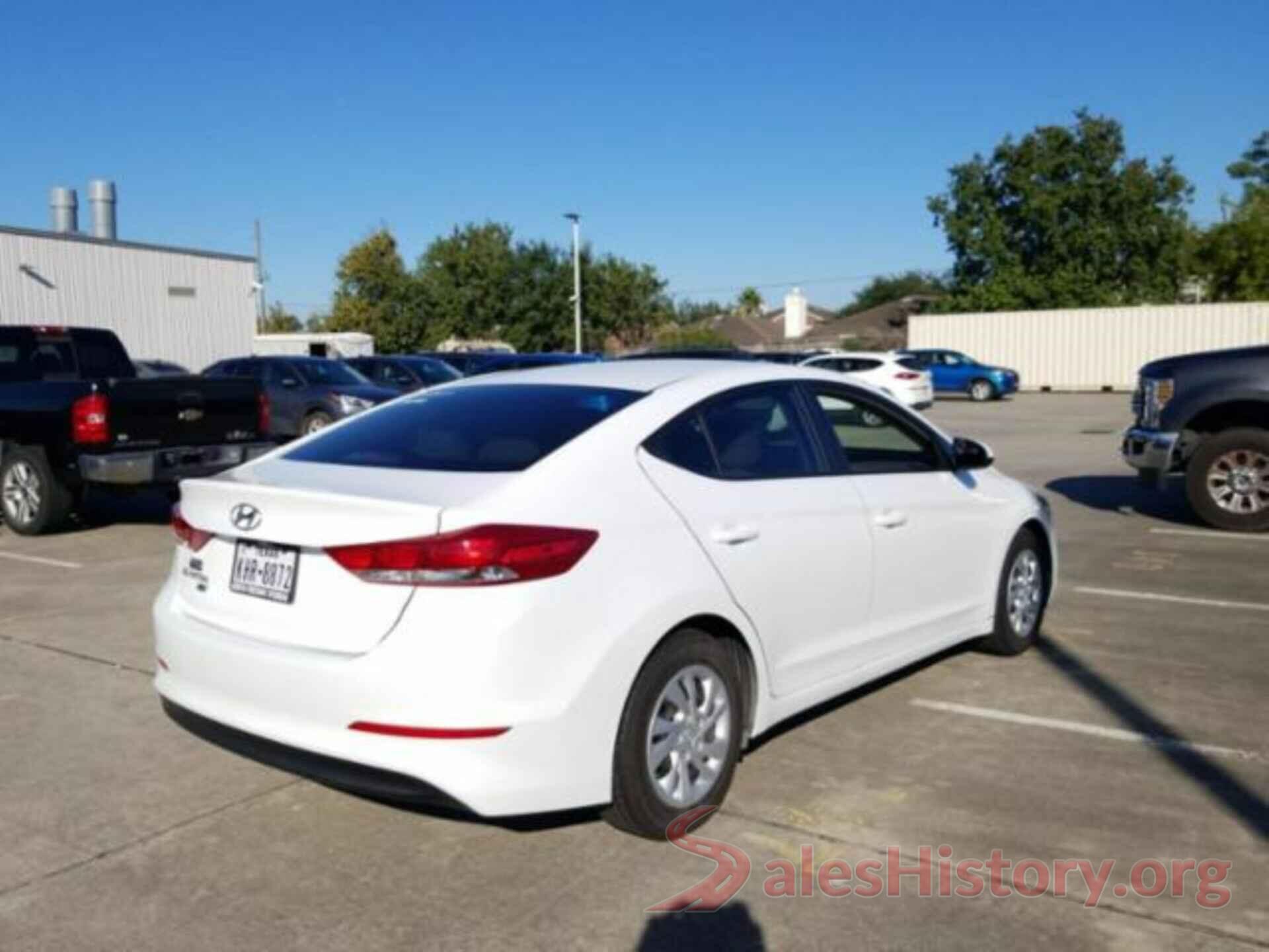 5NPD74LF8JH263054 2018 HYUNDAI ELANTRA