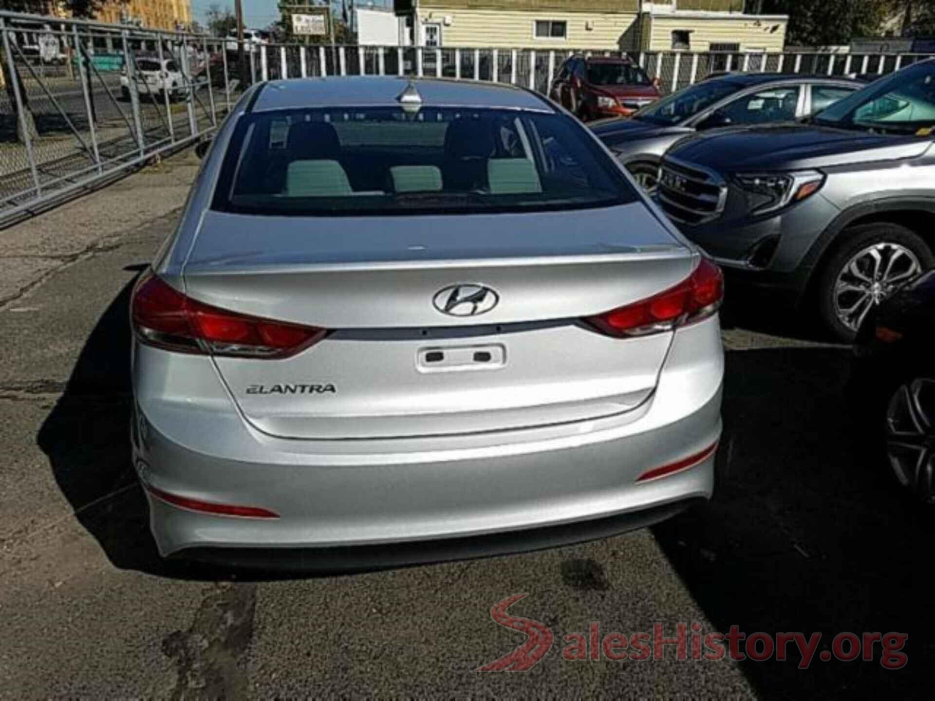 5NPD84LF6JH226548 2018 HYUNDAI ELANTRA