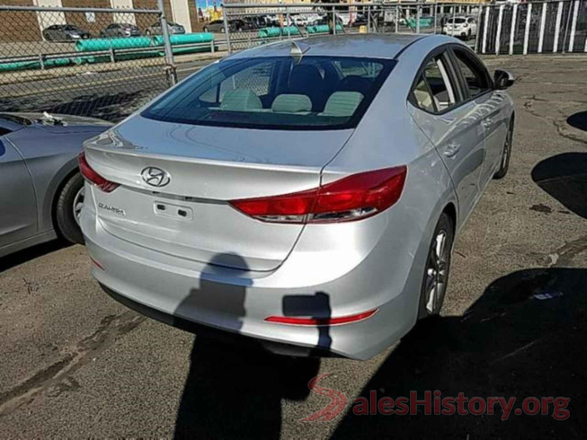 5NPD84LF6JH226548 2018 HYUNDAI ELANTRA