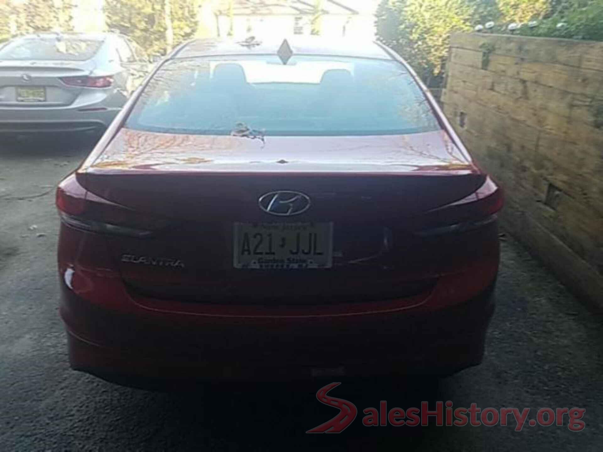 5NPD84LF4JH282651 2018 HYUNDAI ELANTRA