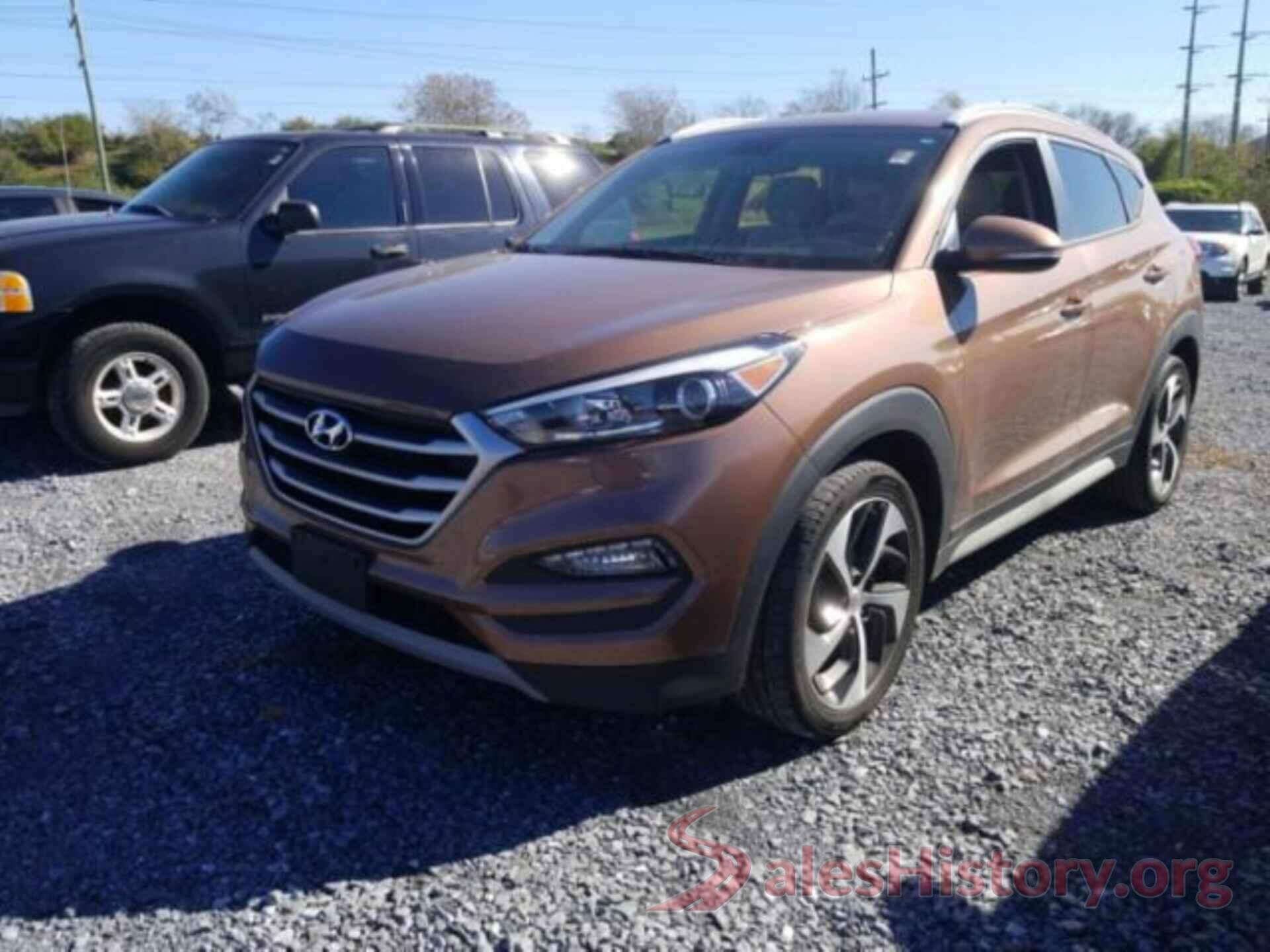 KM8J33A20HU419785 2017 HYUNDAI TUCSON