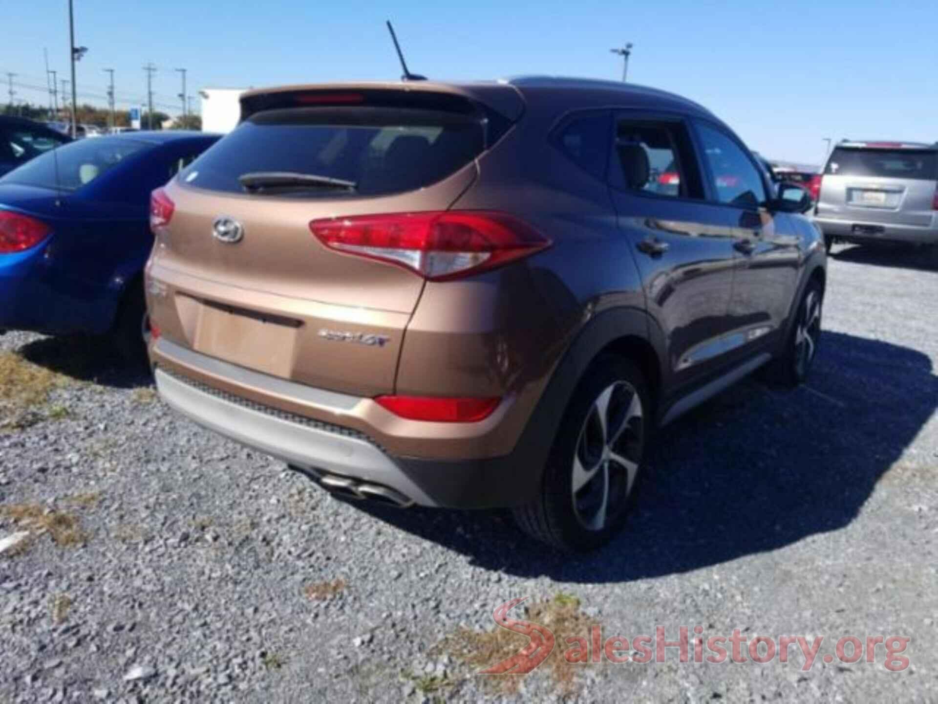 KM8J33A20HU419785 2017 HYUNDAI TUCSON