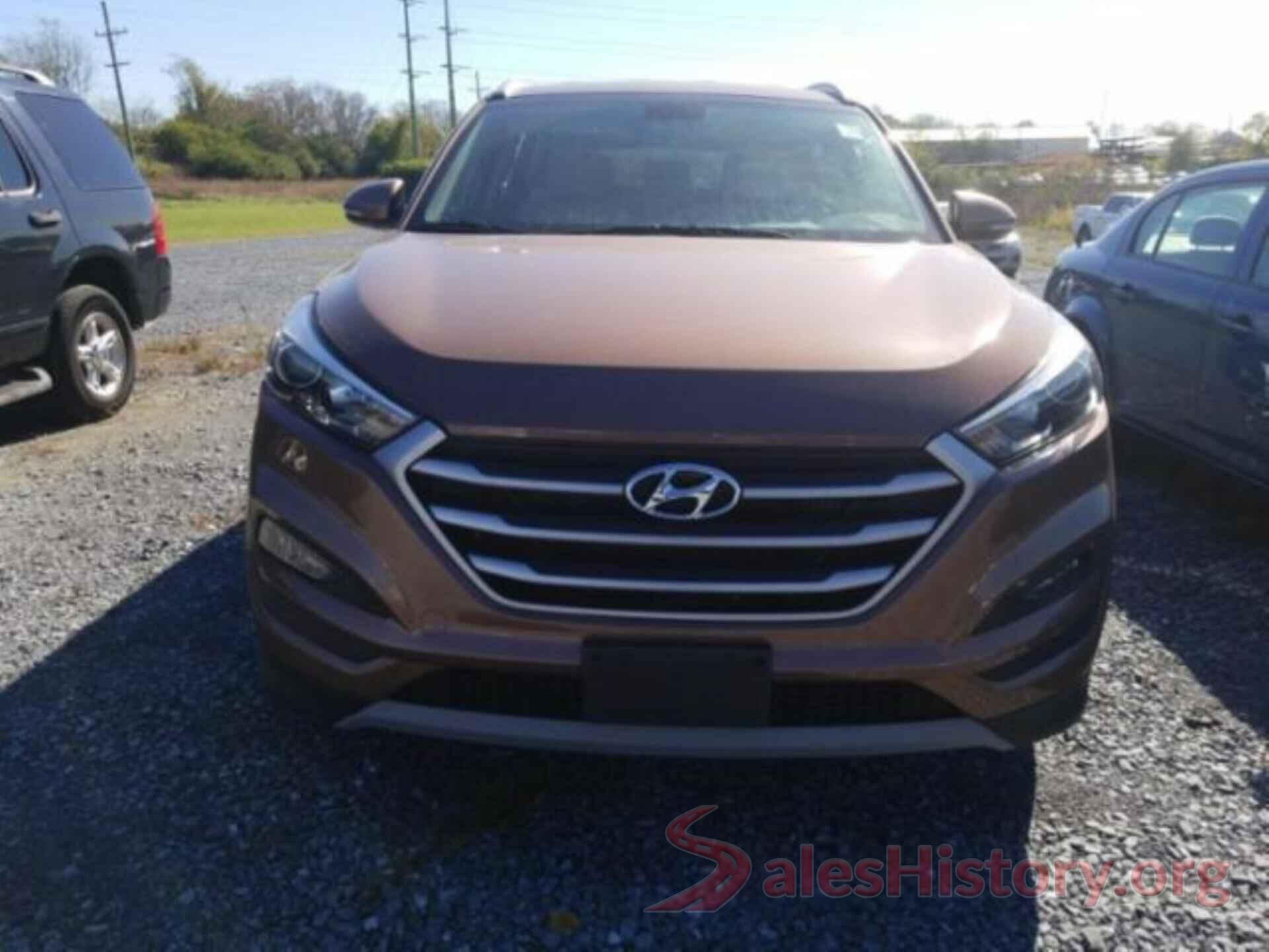 KM8J33A20HU419785 2017 HYUNDAI TUCSON