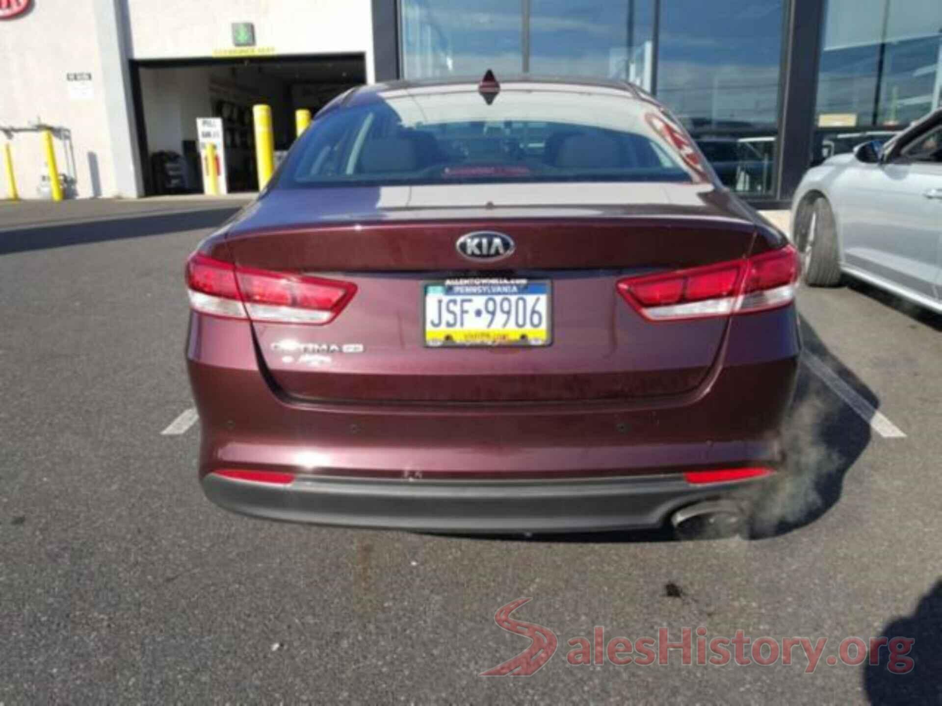 5XXGT4L3XJG195690 2018 KIA OPTIMA