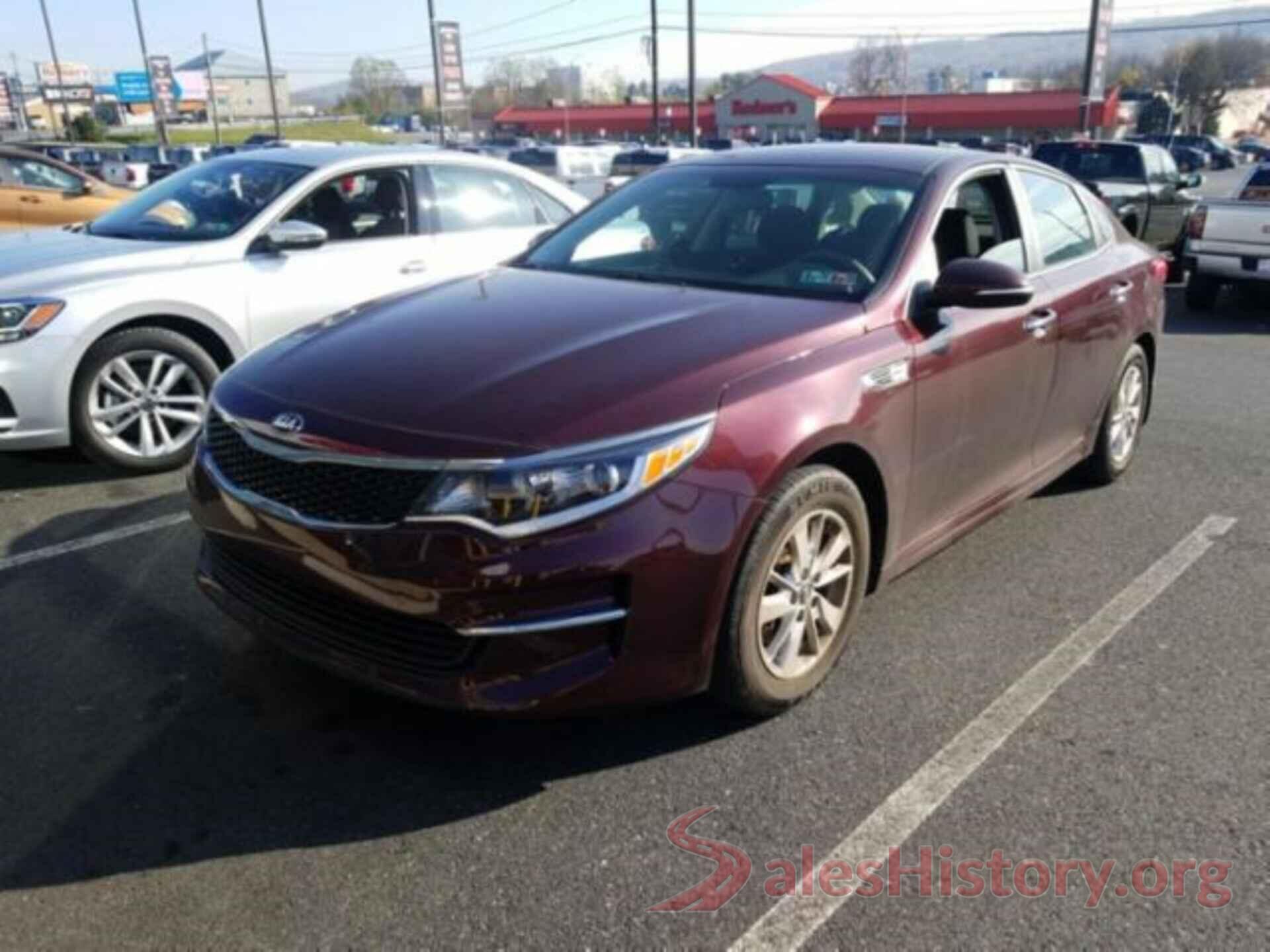 5XXGT4L3XJG195690 2018 KIA OPTIMA