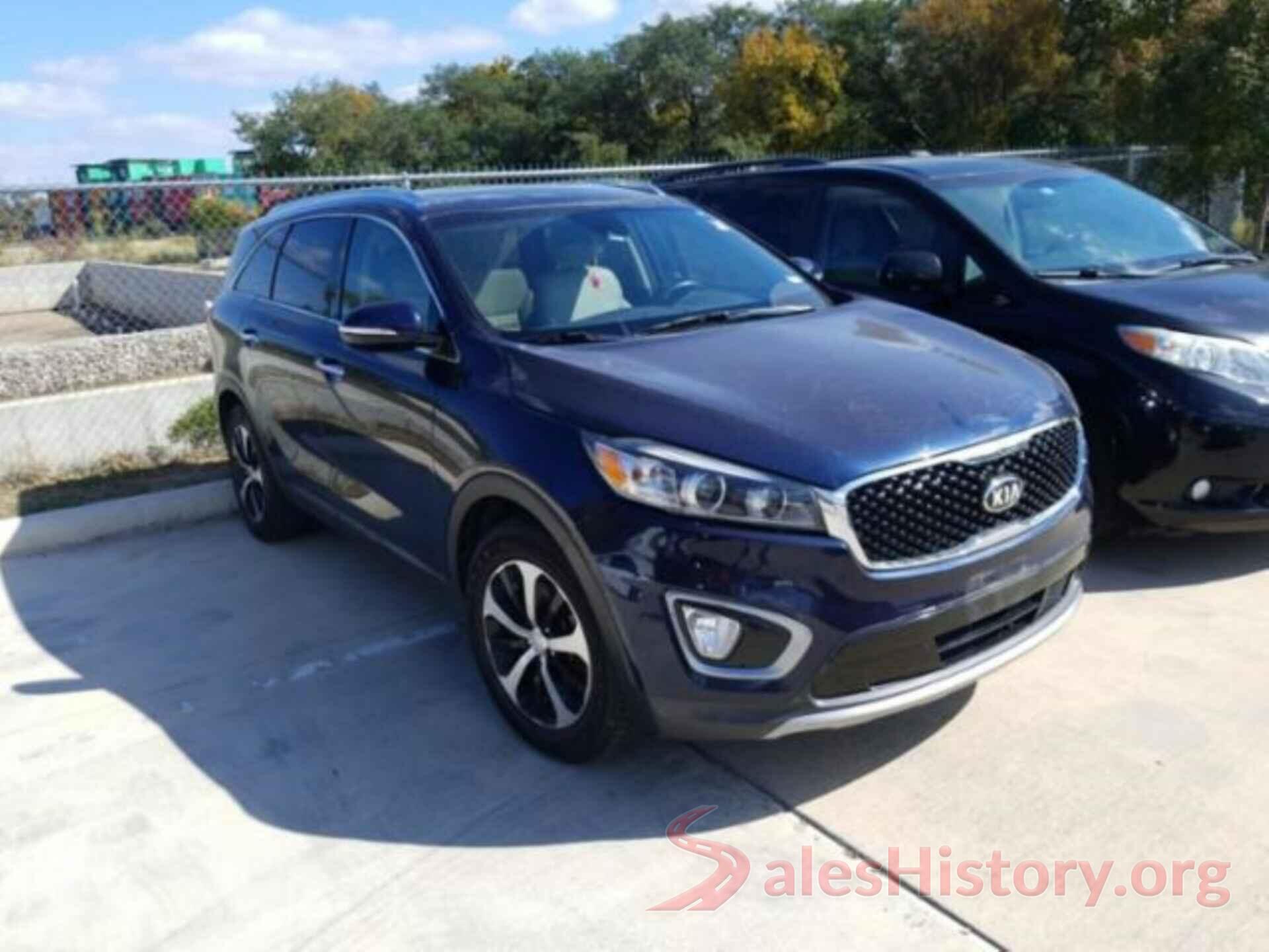 5XYPH4A16HG266263 2017 KIA SORENTO