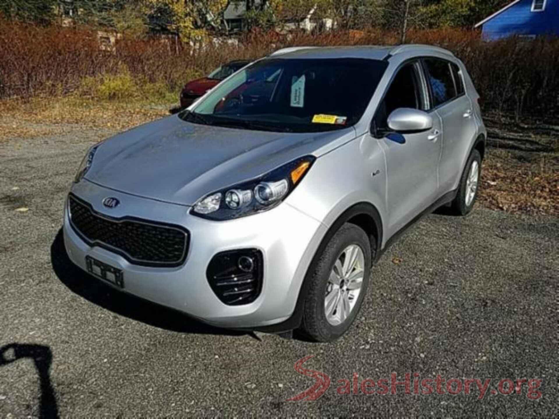 KNDPMCAC0J7393715 2018 KIA SPORTAGE