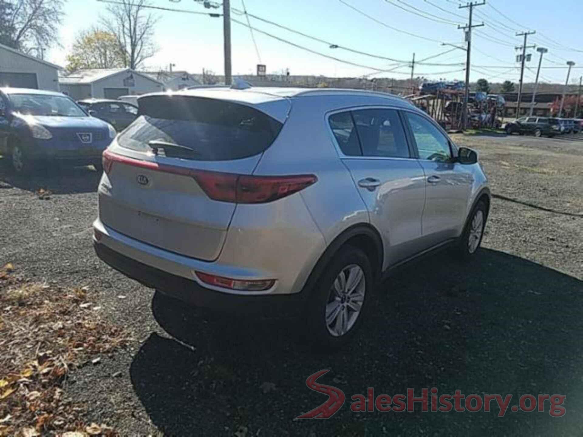 KNDPMCAC0J7393715 2018 KIA SPORTAGE