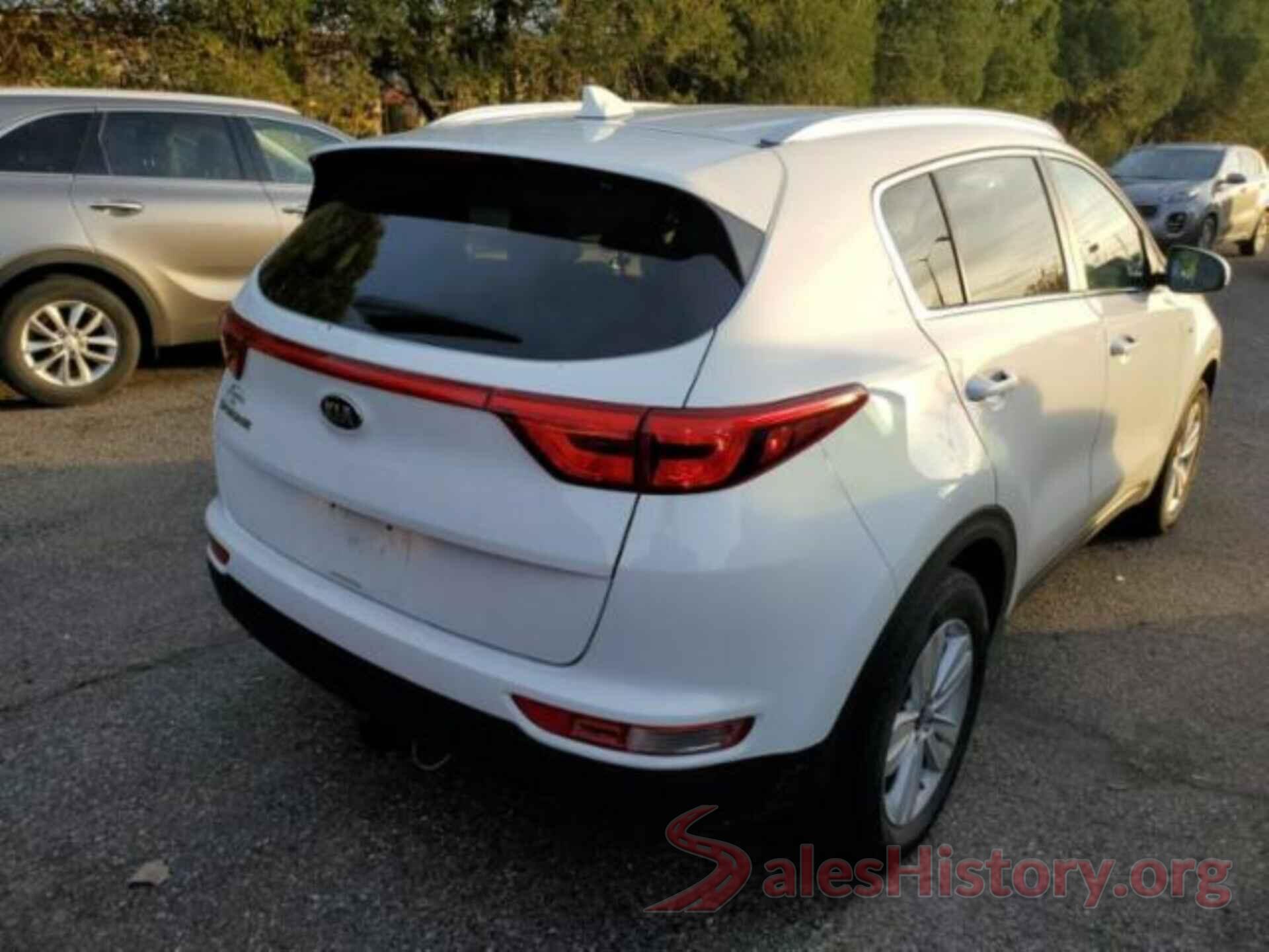 KNDPMCAC2J7395952 2018 KIA SPORTAGE