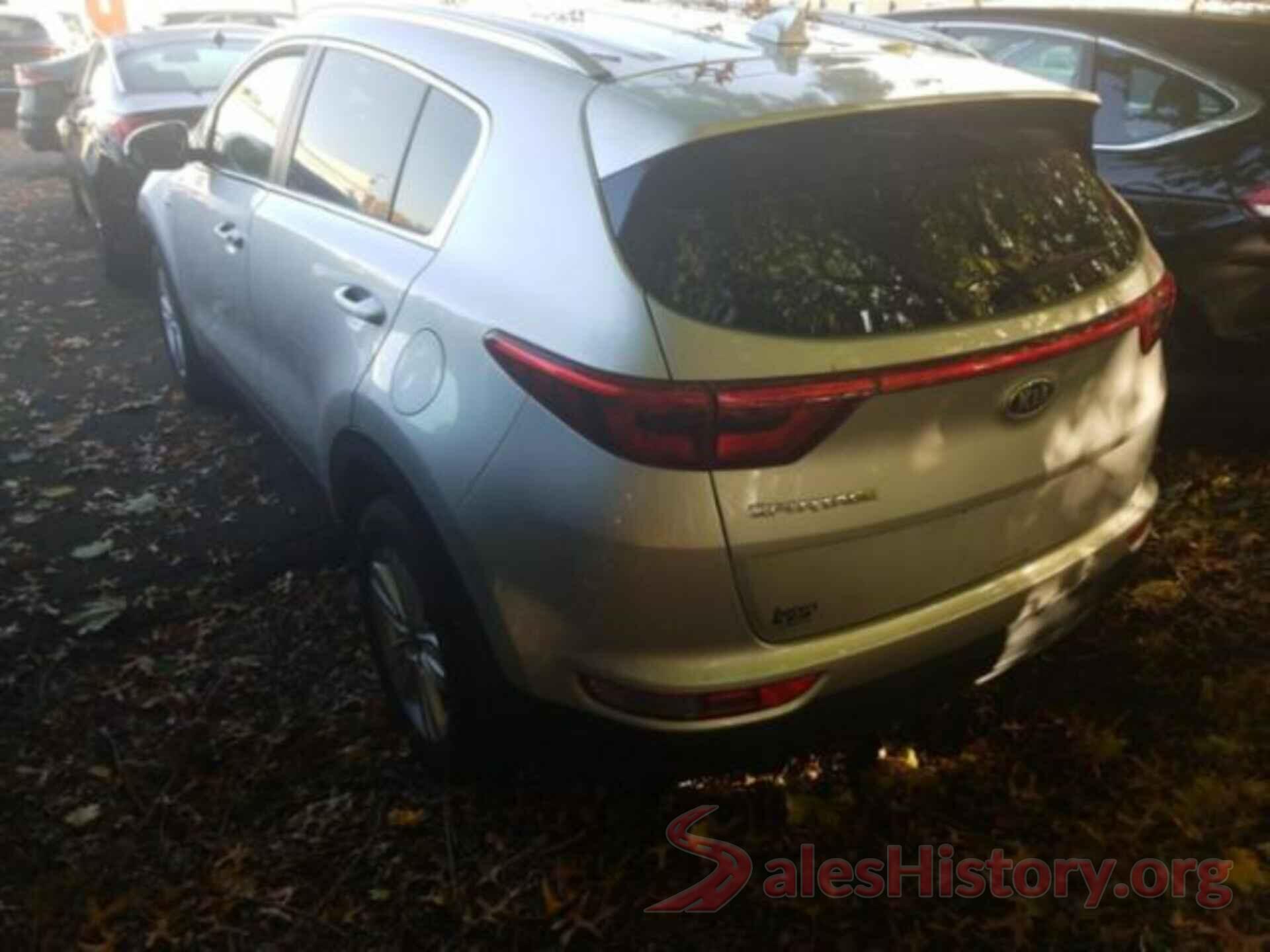 KNDPMCAC4J7414212 2018 KIA SPORTAGE