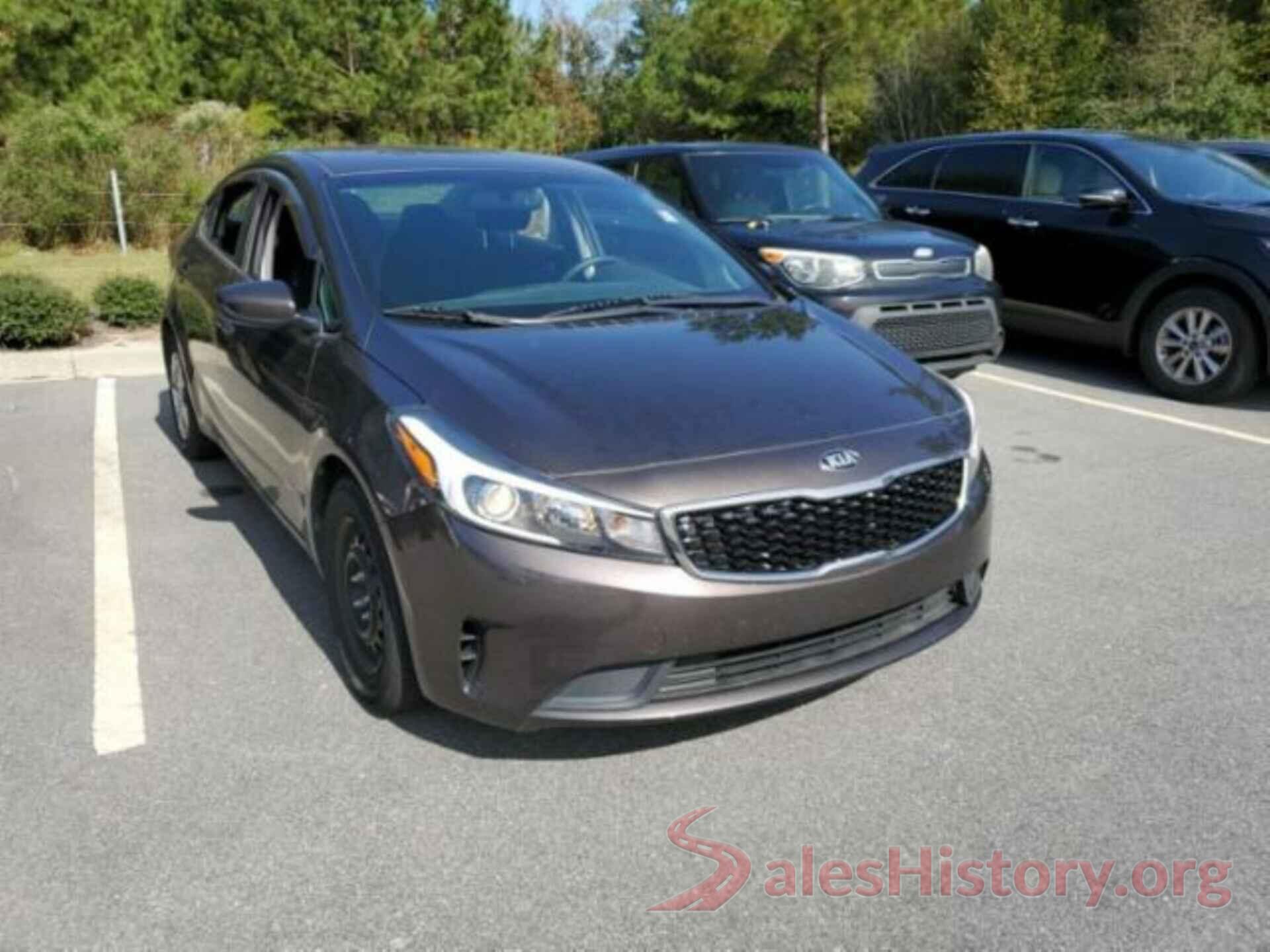 3KPFK4A79HE154118 2017 KIA FORTE