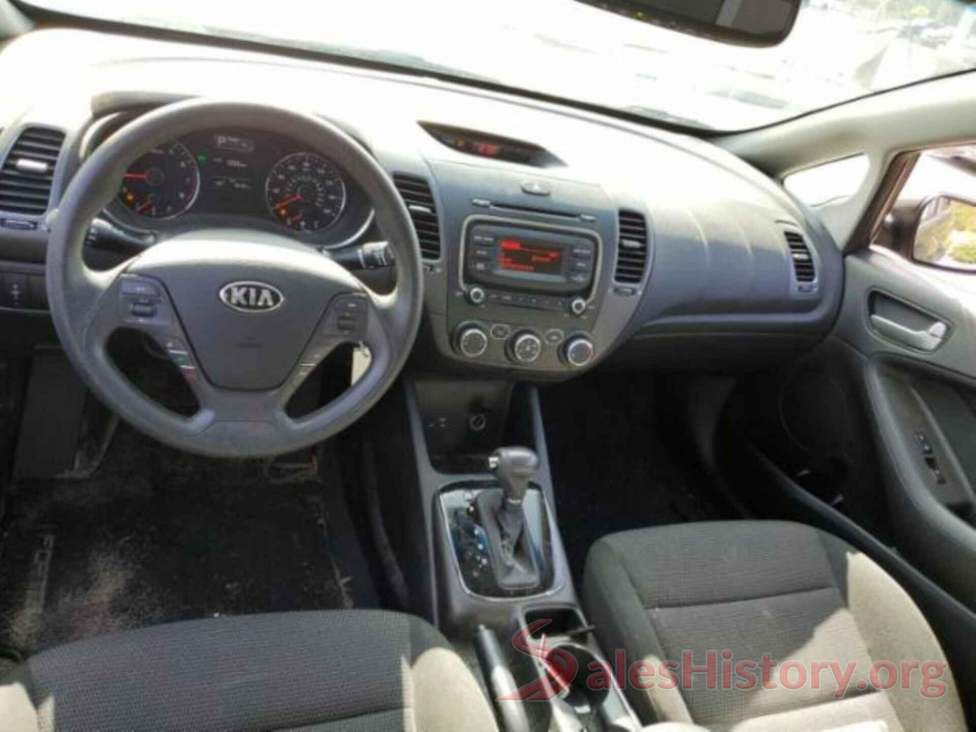 3KPFK4A79HE154118 2017 KIA FORTE