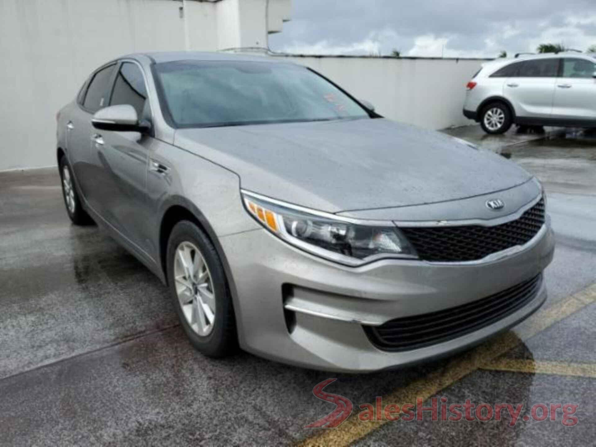 5XXGT4L39JG178573 2018 KIA OPTIMA