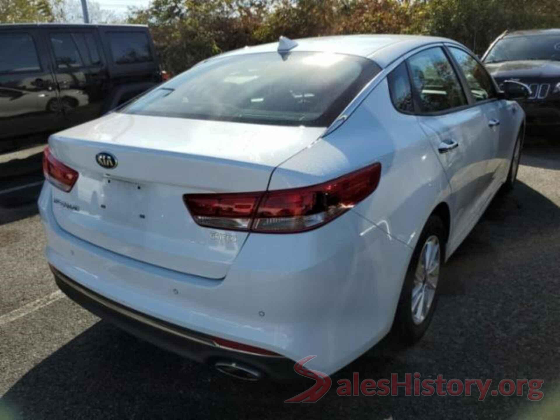 5XXGT4L32JG205886 2018 KIA OPTIMA