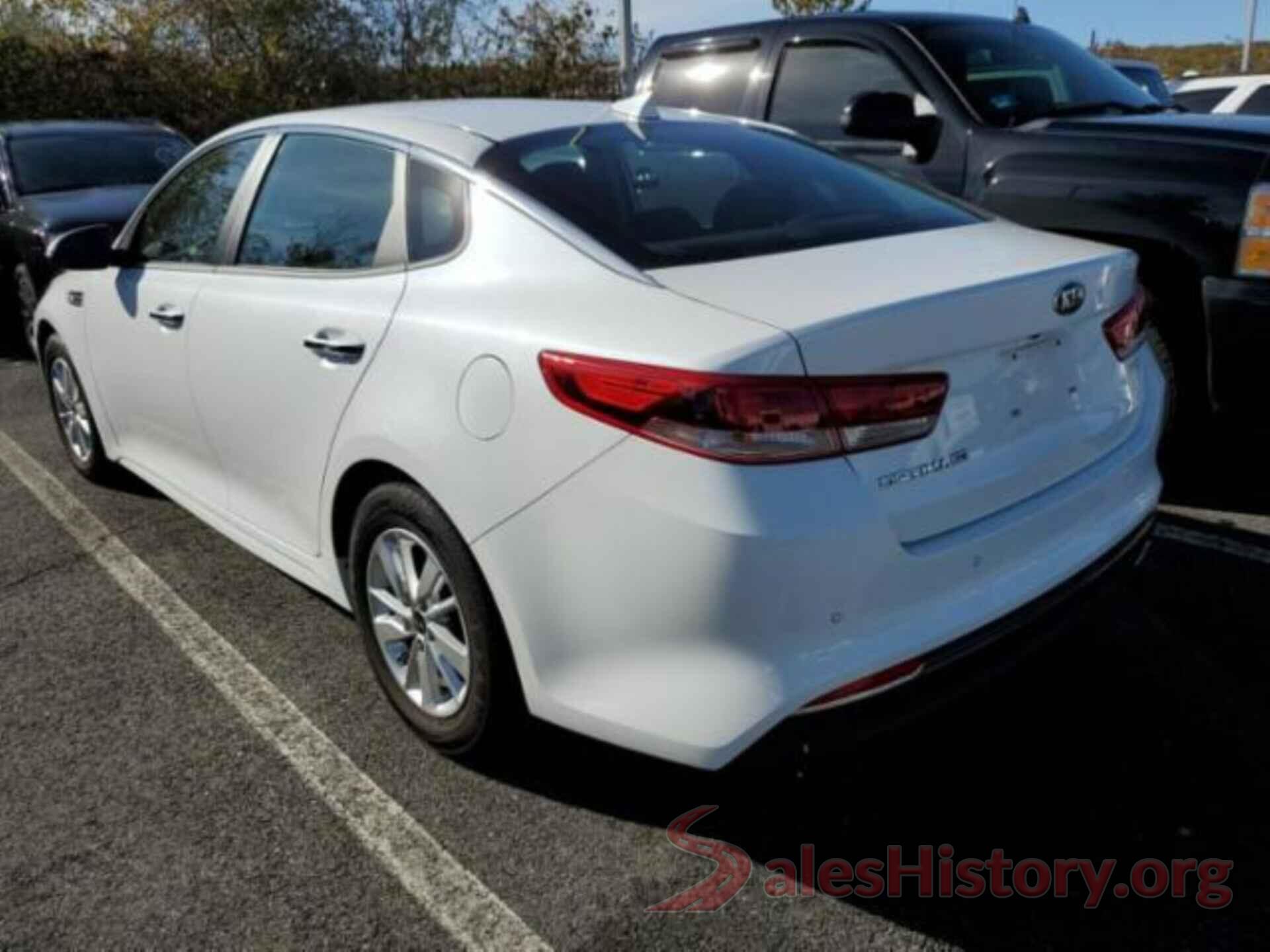 5XXGT4L32JG205886 2018 KIA OPTIMA